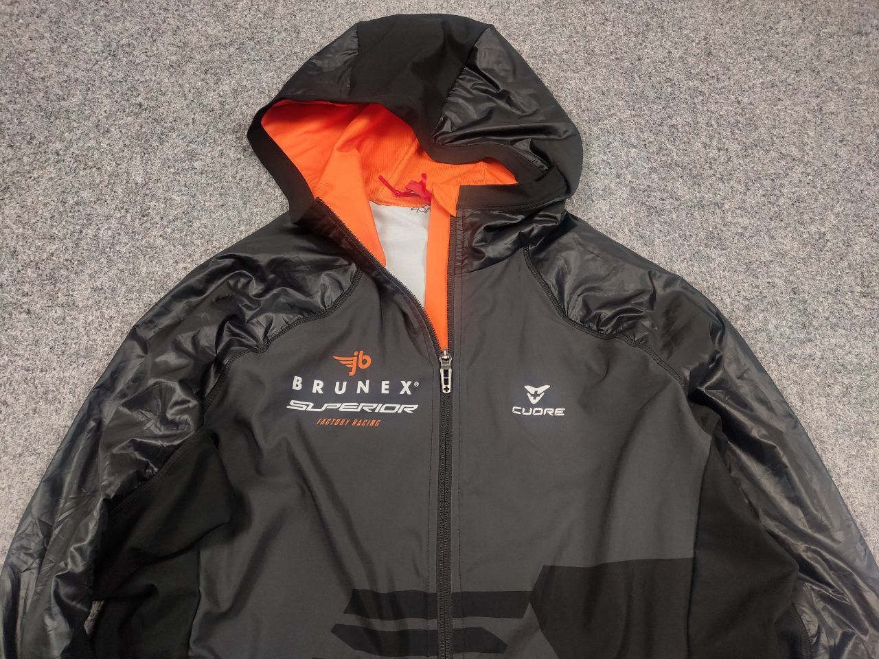 Rapha Cuore Cycling Rain Tail Black Hooded Women’s Jacket racing Size XL / US 12-14 / IT 48-50 - 5 Thumbnail