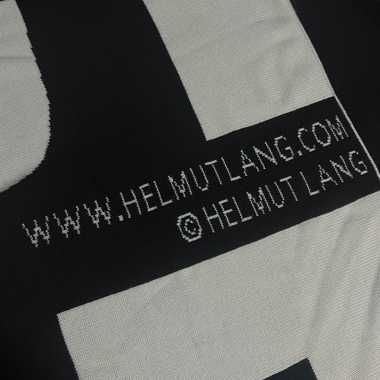 Helmut Lang Helmut Lang Logo Scarf Size ONE SIZE - 6 Thumbnail