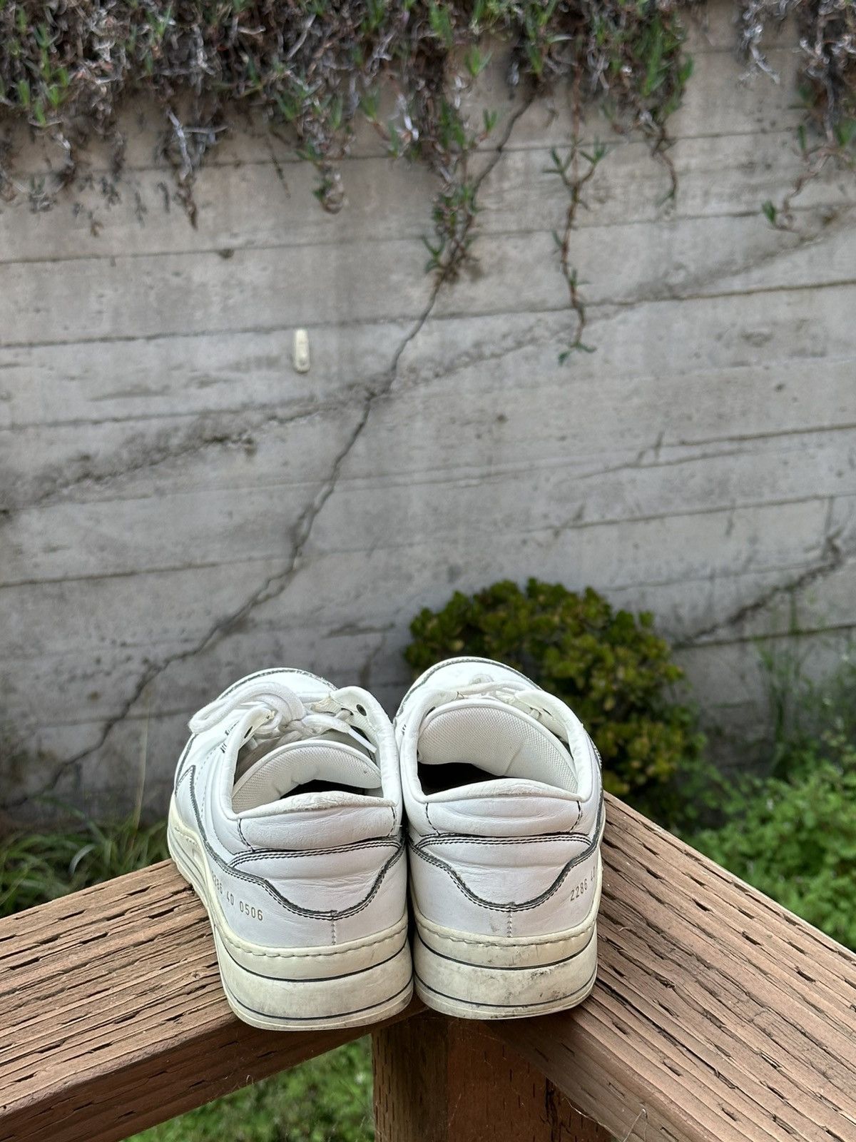 Common Projects RARE GRAIL Common Projects white leather bball low size 40 Size US 8 / EU 41 - 3 Thumbnail