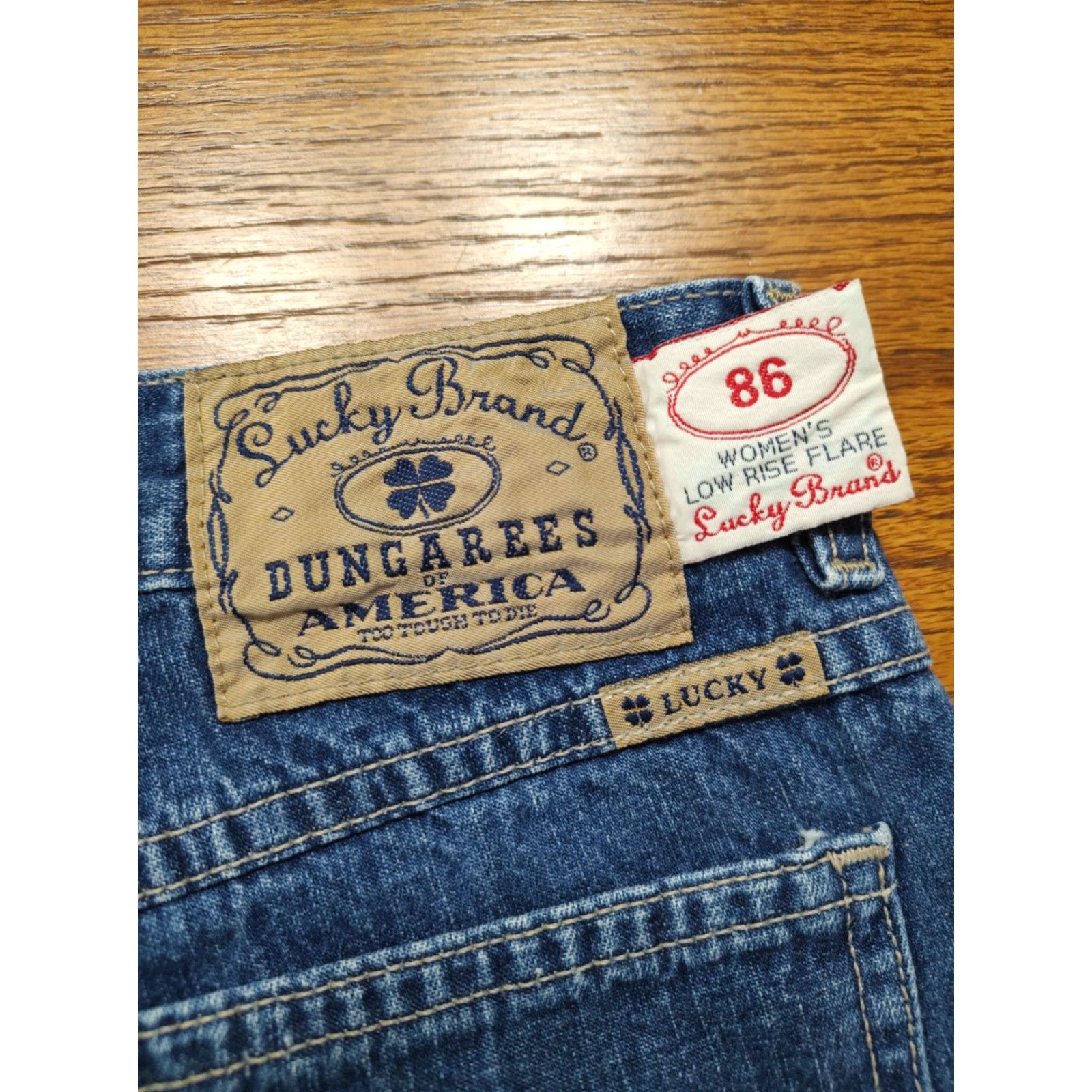 Lucky Brand VINTAGE Lucky Brand Jeans Dungarees 86 Flare 32 Inseam Womens Regular 10 Blue USA 90s Retro Size 32" / US 10 / IT 46 - 4 Thumbnail
