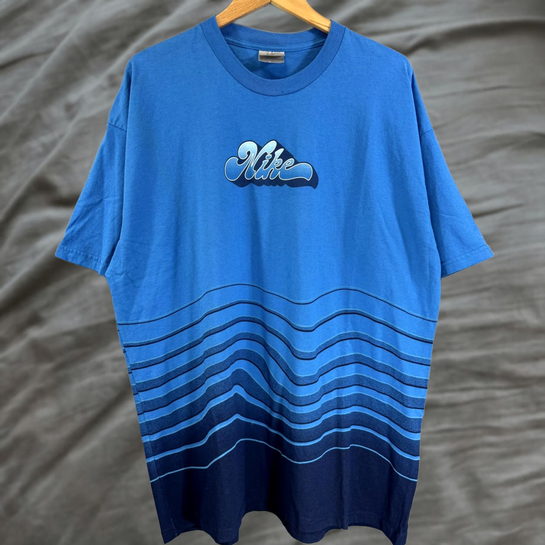 Nike Nike Shirt Mens 2XL Blue Wave Graphic Made In USA Vintage Style Tee Retro 2000s Size US XXL / EU 58 / 5 - 1 Thumbnail
