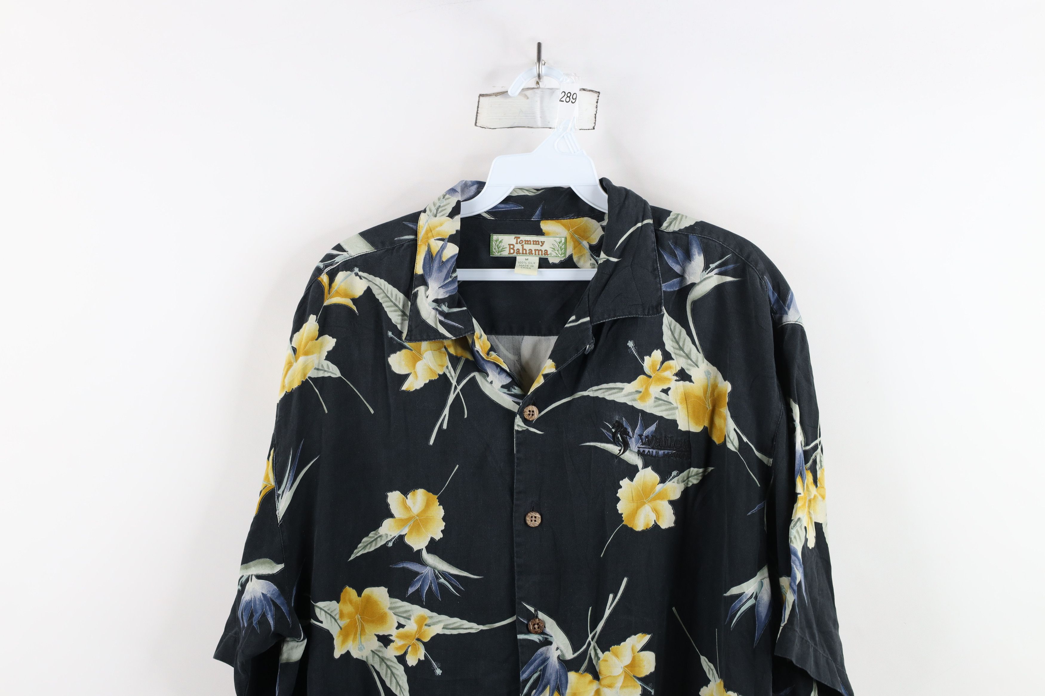 Tommy Bahama × Vintage Vintage 90s Tommy Bahama Hawaii Flower Silk Button Shirt Size US M / EU 48-50 / 2 - 2 Thumbnail