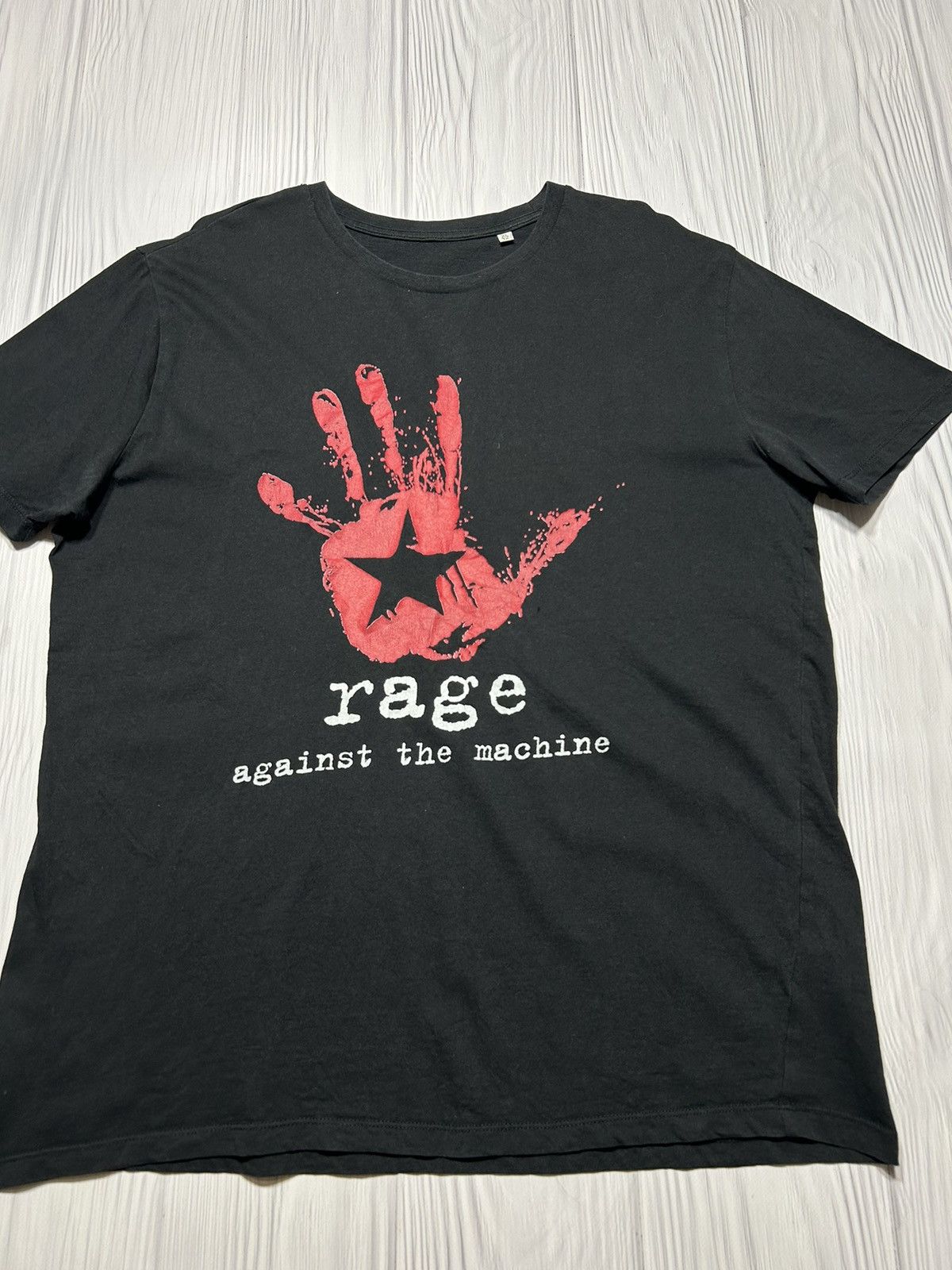 Band Tees Vintage Rage Against The Machine Rock Band T-Shirt Size US XL / EU 56 / 4 - 4 Thumbnail