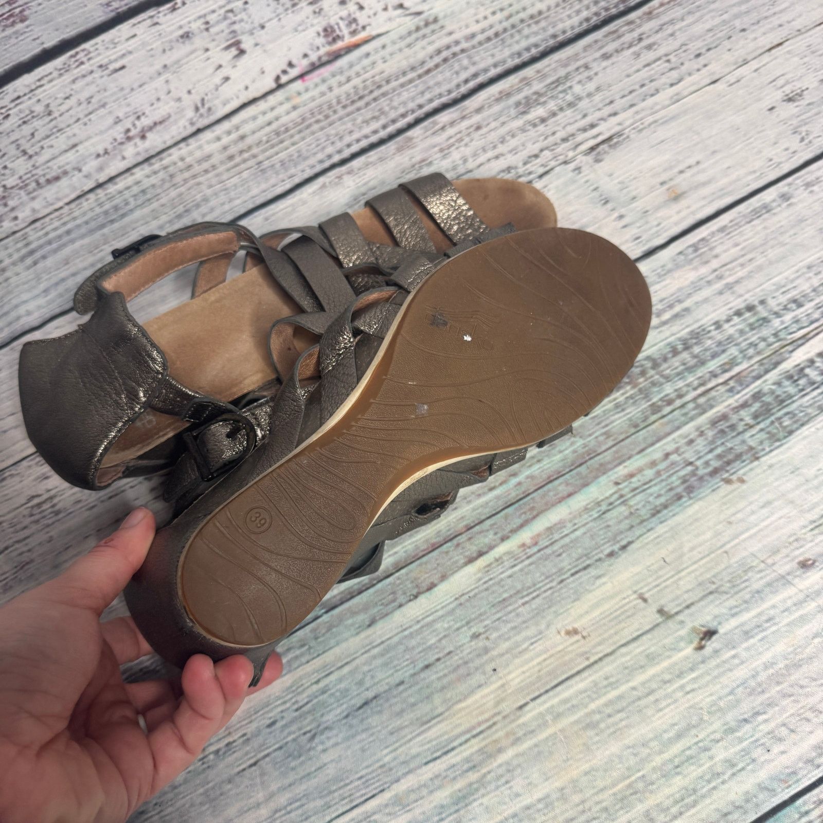 Dansko Dansko Vivian Gladiator Sandal Pewter Nappa Leather Wedge 9 Size US 9 / IT 39 - 5 Thumbnail