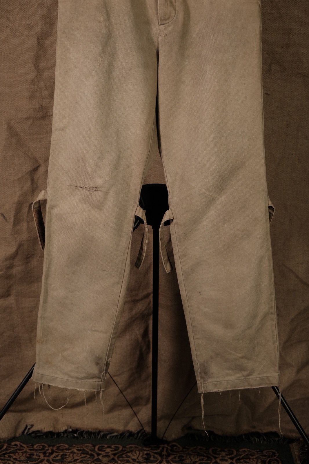 Helmut Lang Helmut lang 1996 trouser with bondage strap Size US 29 - 2 Thumbnail