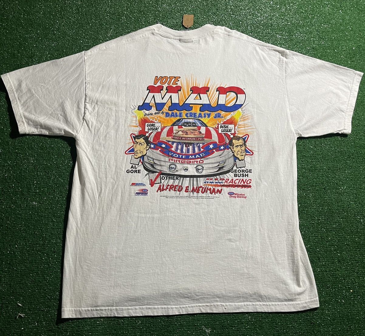 Jerzees VOTE MAD NHRA T-shirt Size US XL / EU 56 / 4 - 5 Thumbnail