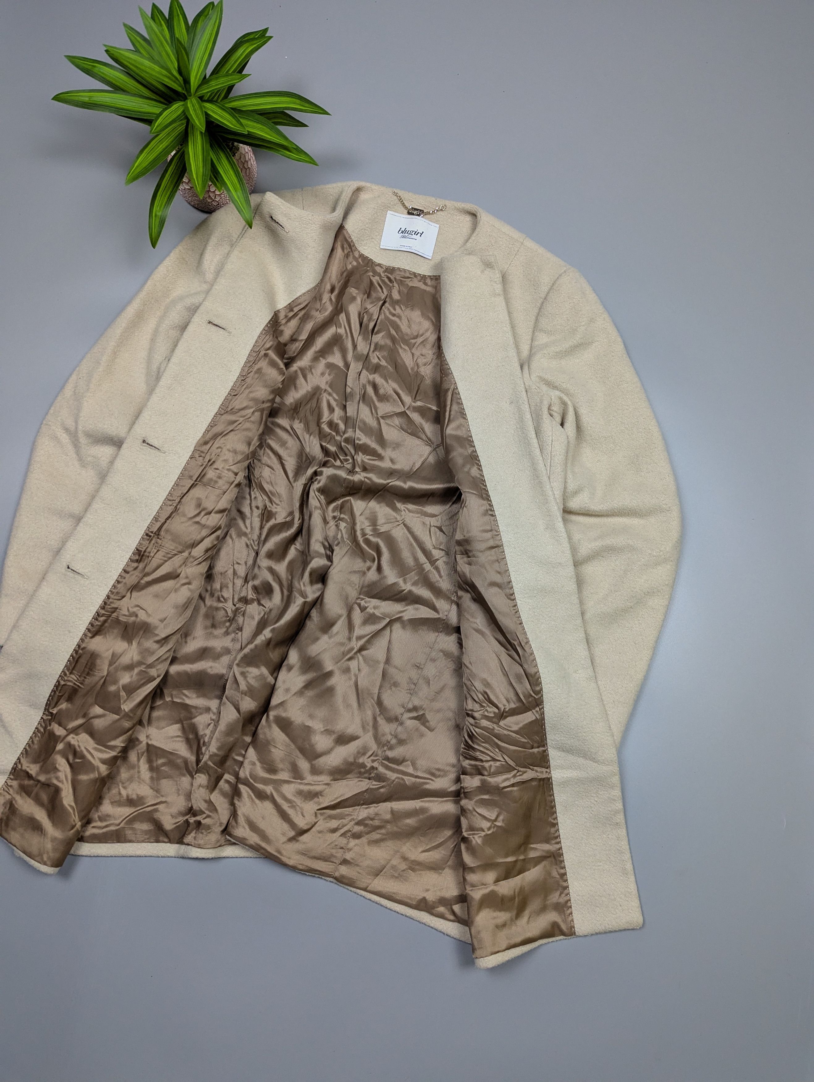 Blumarine Blugirl by Blumarine Vintage Women’s Long Beige Coat US12 Size L / US 10 / IT 46 - 8 Thumbnail