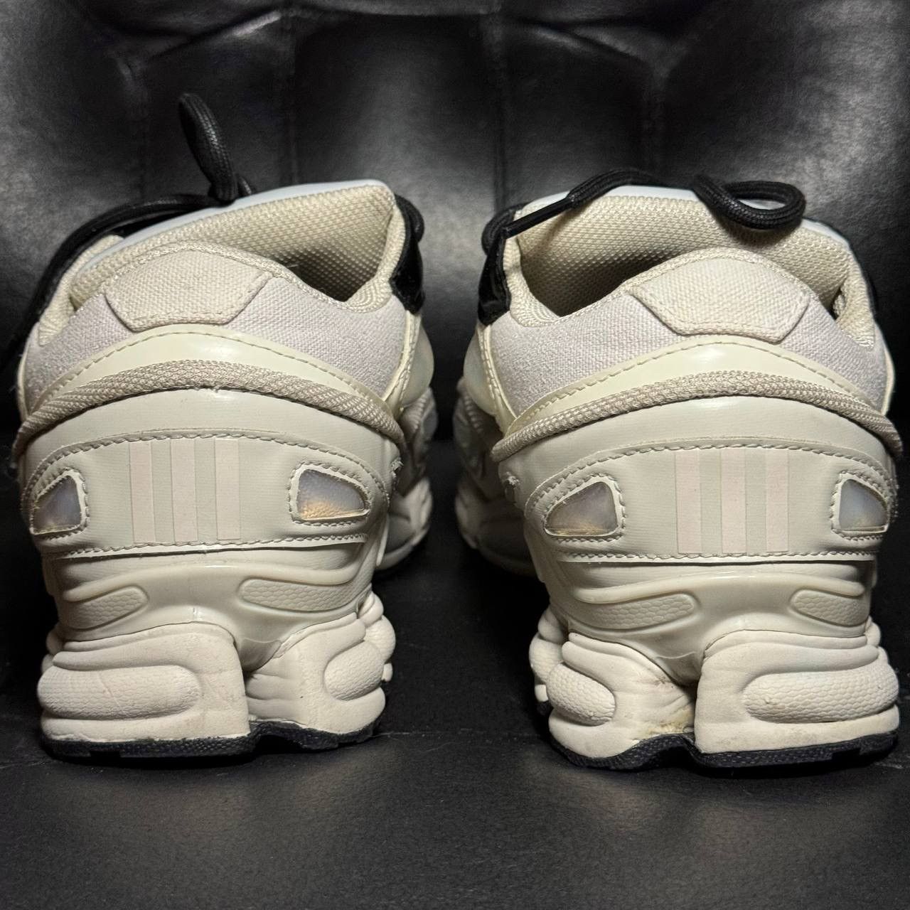Adidas × Raf Simons 7,5us sneakers Adidas Raf Simons ozweego Cream White Size US 7.5 / EU 40-41 - 2 Thumbnail