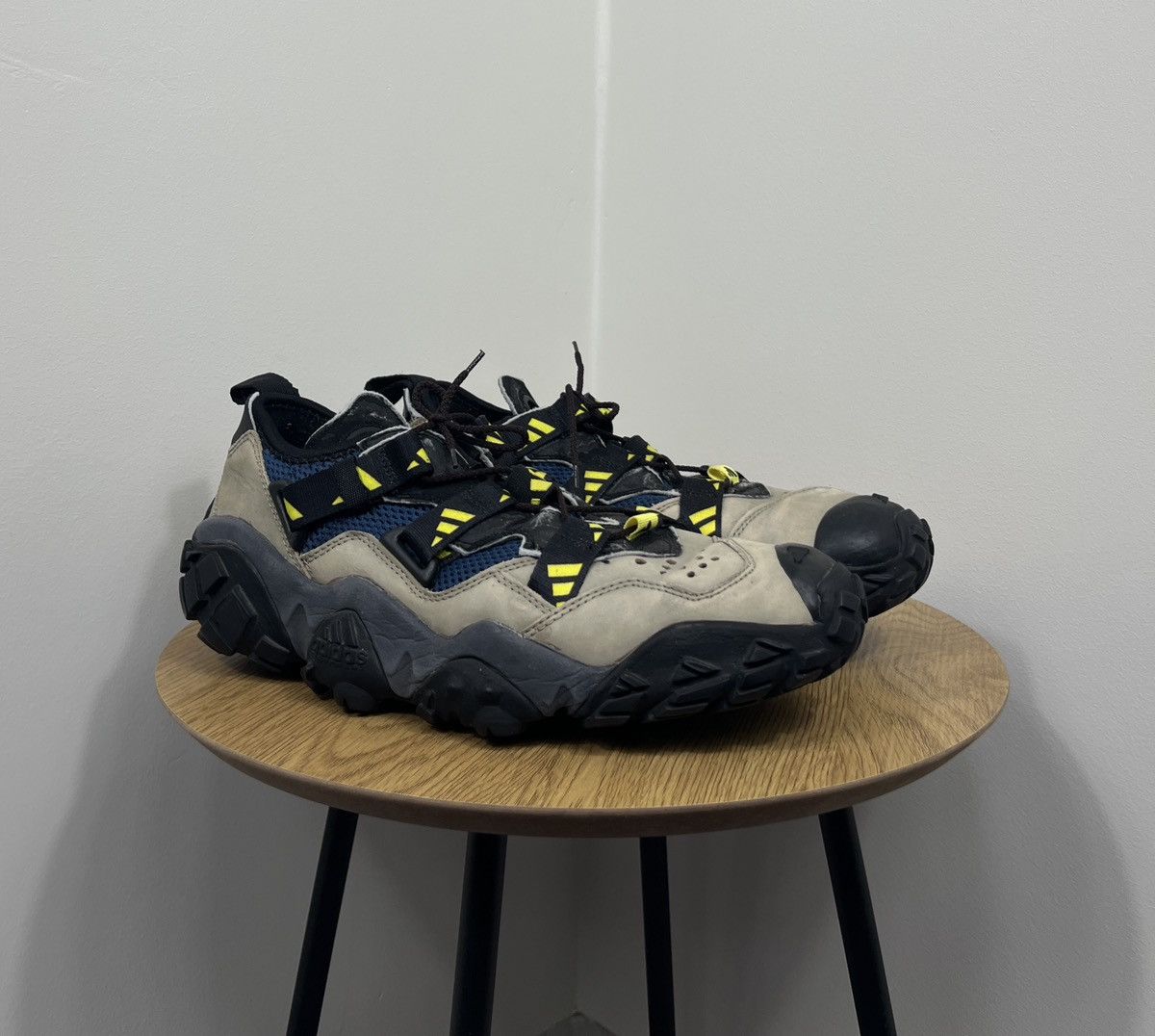 1997 adidas running shoes