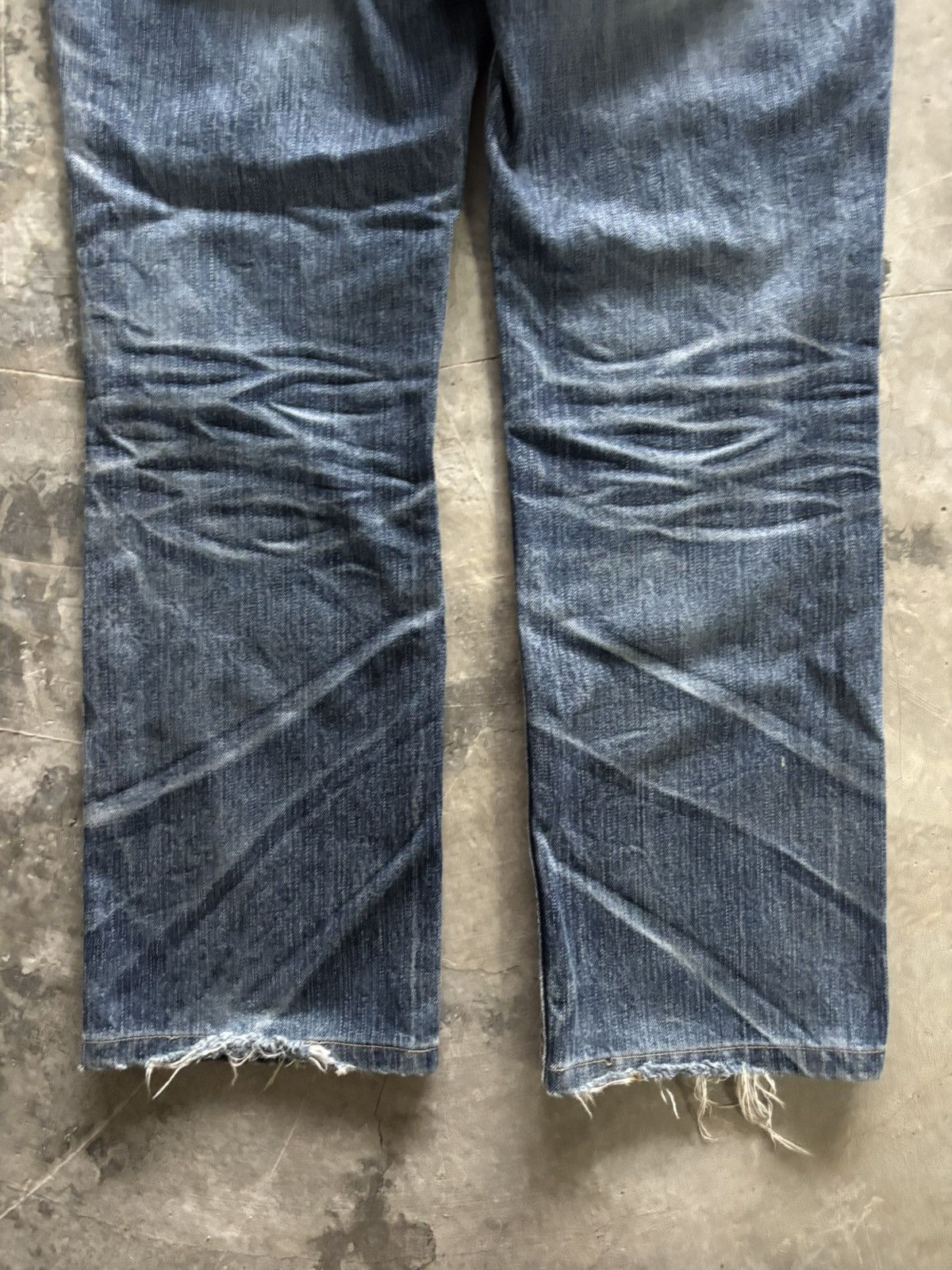 Japanese Brand LOLITA RARE YOSHITOMO NARA ANGRY PRINCESS DISTRESSED DENIM Size US 31 - 21 Thumbnail