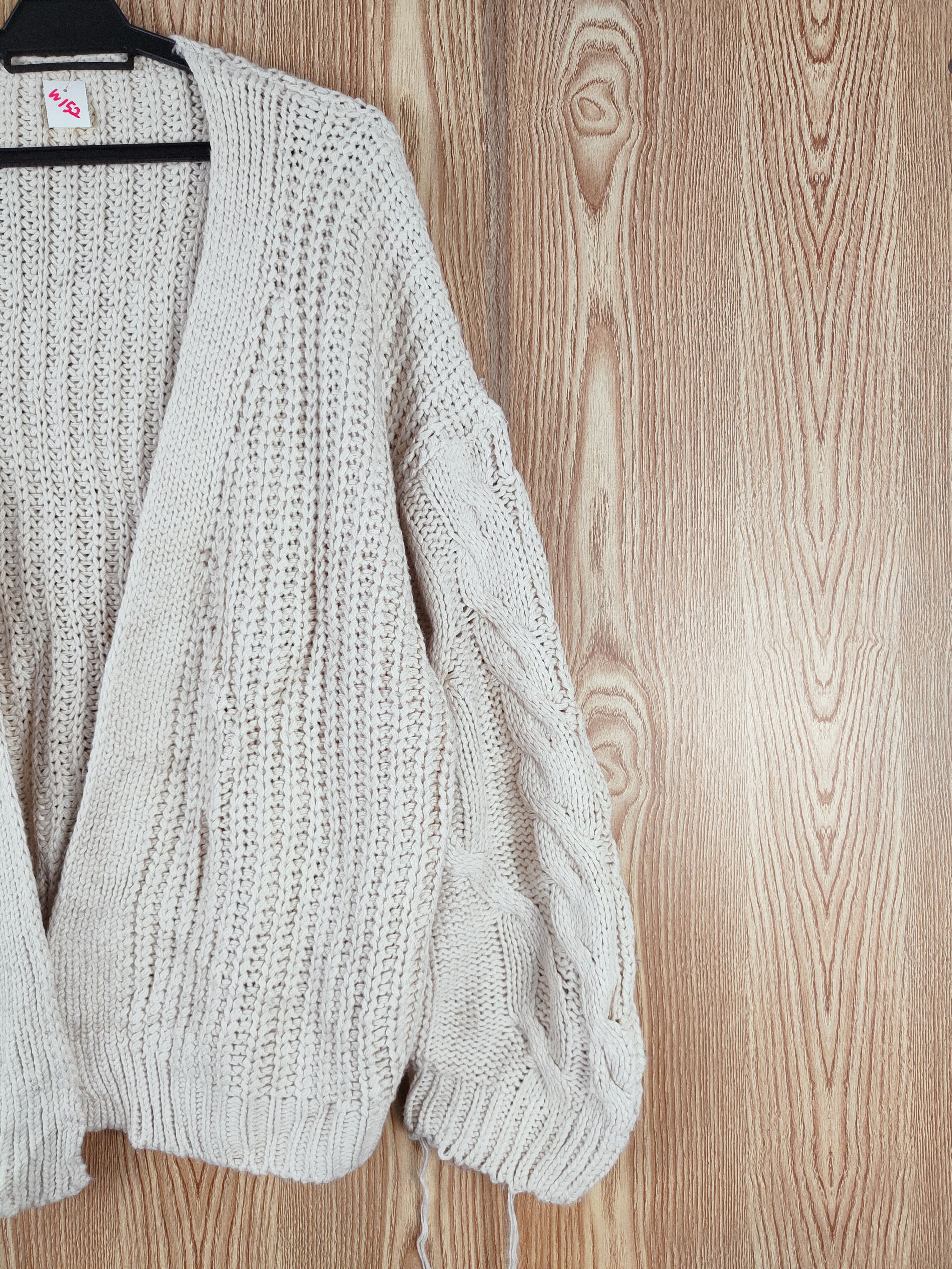 Japanese Brand Japan vintage Cream cable Knitwear Cardigan #W152 Size US XL / EU 56 / 4 - 5 Thumbnail