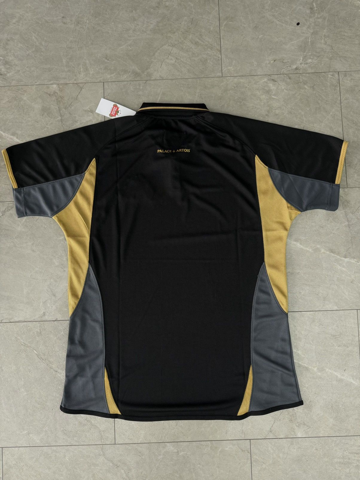 ウェア PALACE x Stella tech polo black PALACE STELLA ARTOIS TECH POLO BLACK M Out now: Stella Artois