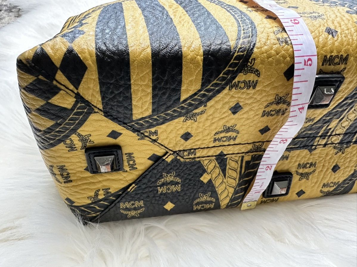 MCM MCM Kira Baroque Shopper Tote w/pouch Size ONE SIZE - 2 Thumbnail
