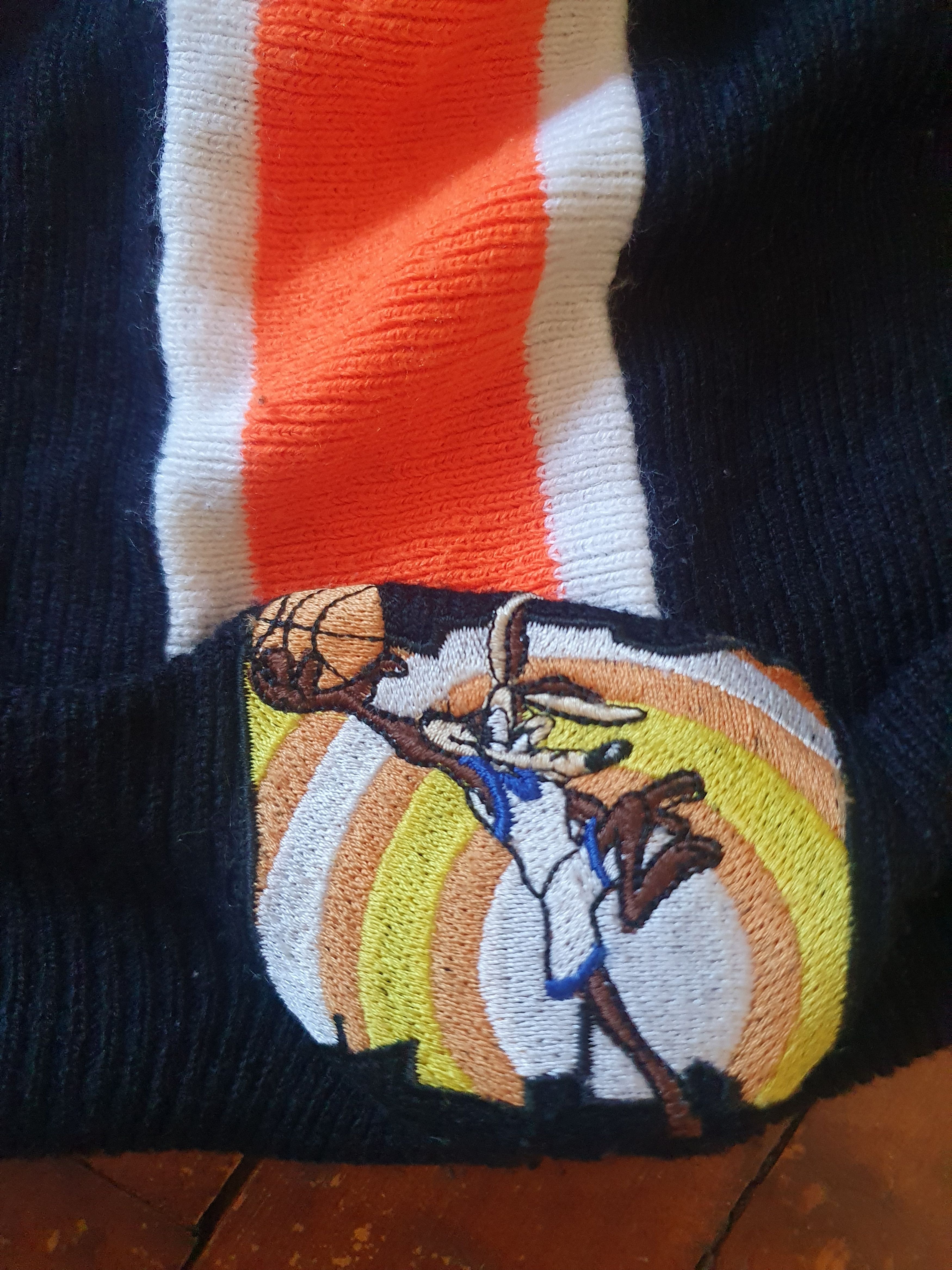 Vintage × Warner Bros Looney Tunes Wile E. Coyote Warner Bros Vtg 1998 Beanie Hat Size ONE SIZE - 7 Thumbnail