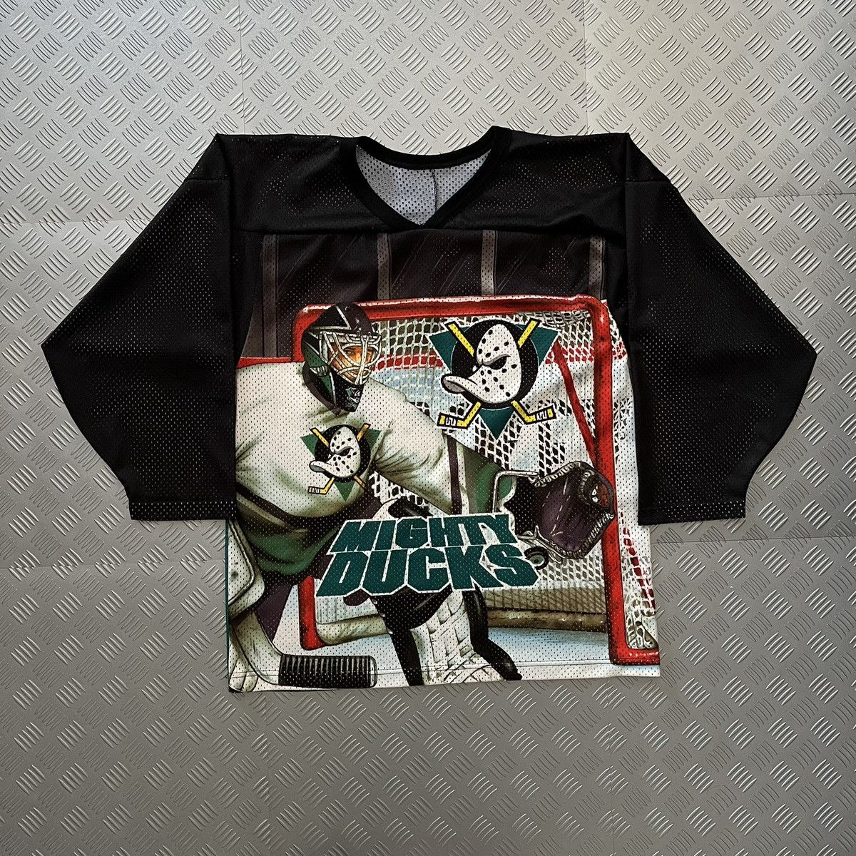 Ccm Vintage CCM NHL Anaheim Mighty Ducks Goalie OVPHockeyJersey Size US XS / EU 42 / 0 - 1 Thumbnail