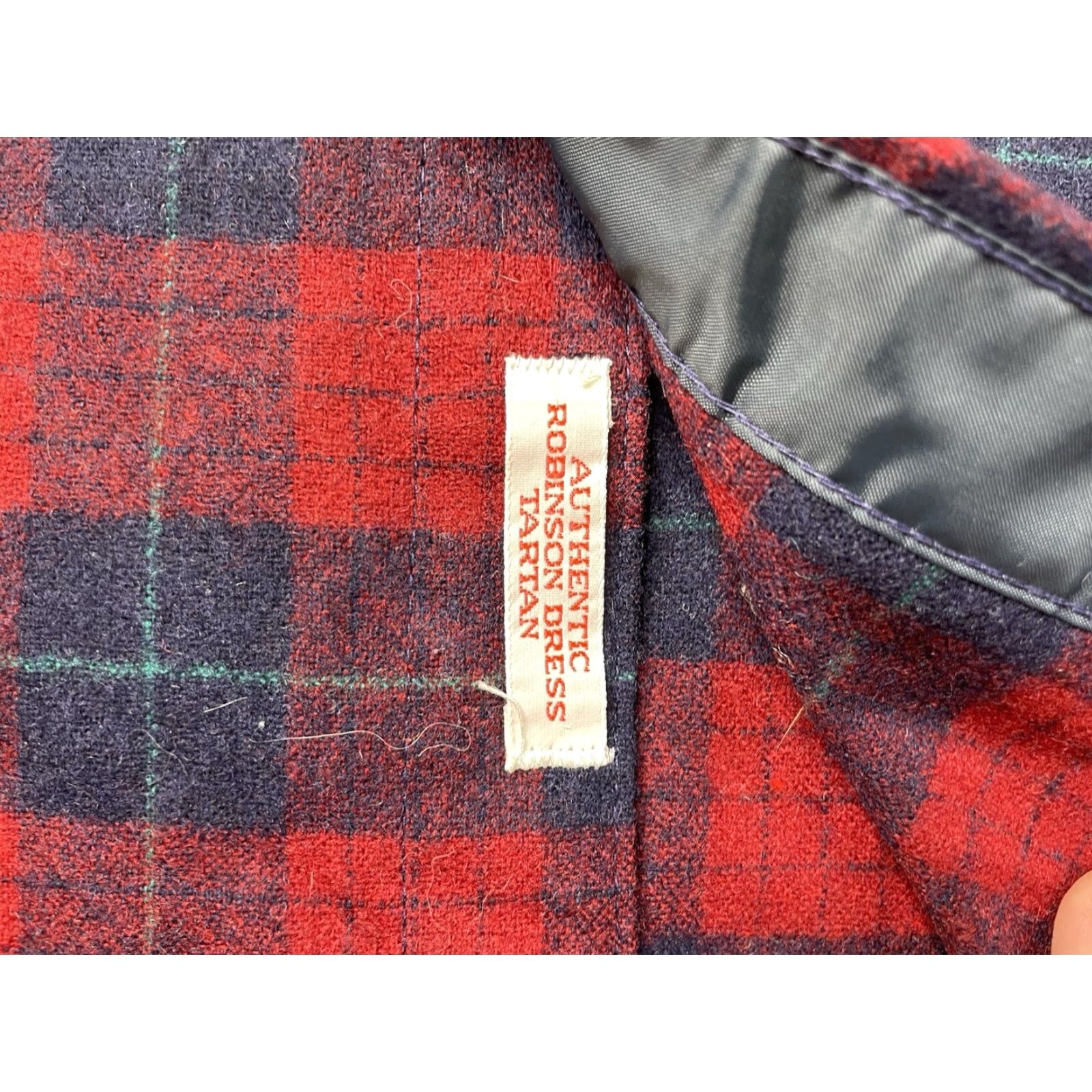 Pendleton VINTAGE Pendleton USA Plaid Shirt Mens L Wool Button-Up Long Sleeve, Button-Down Collar, Regular Fit Size 42R - 4 Thumbnail