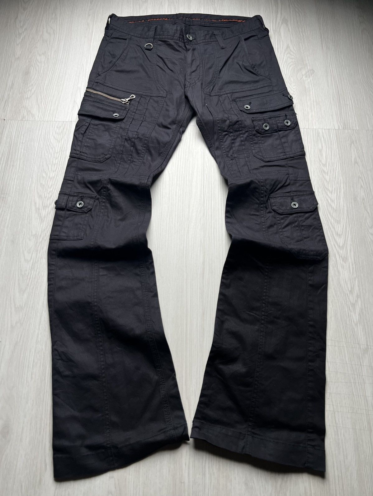 Le Grande Bleu (L.G.B.) × Tornado Mart Tornado Mart Waxed Cargo