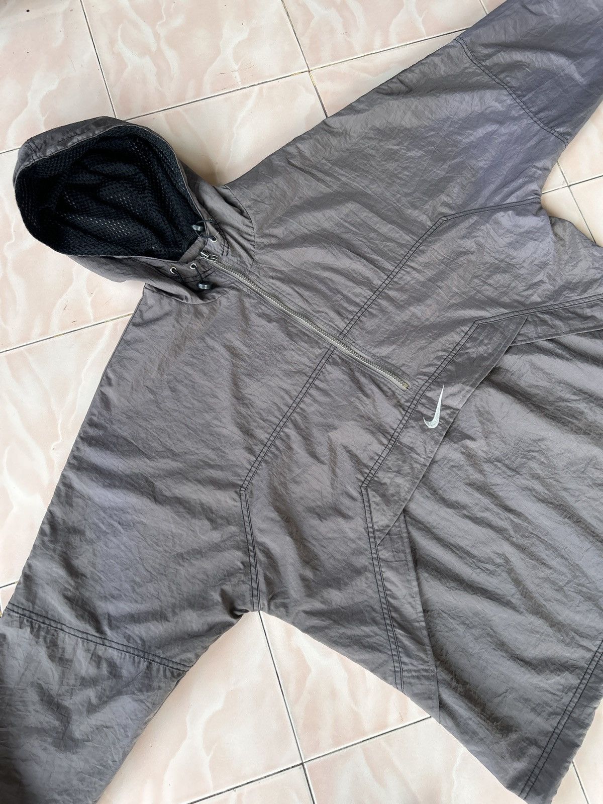 Vintage 90’s Nike Center Swoosh Windbreaker
