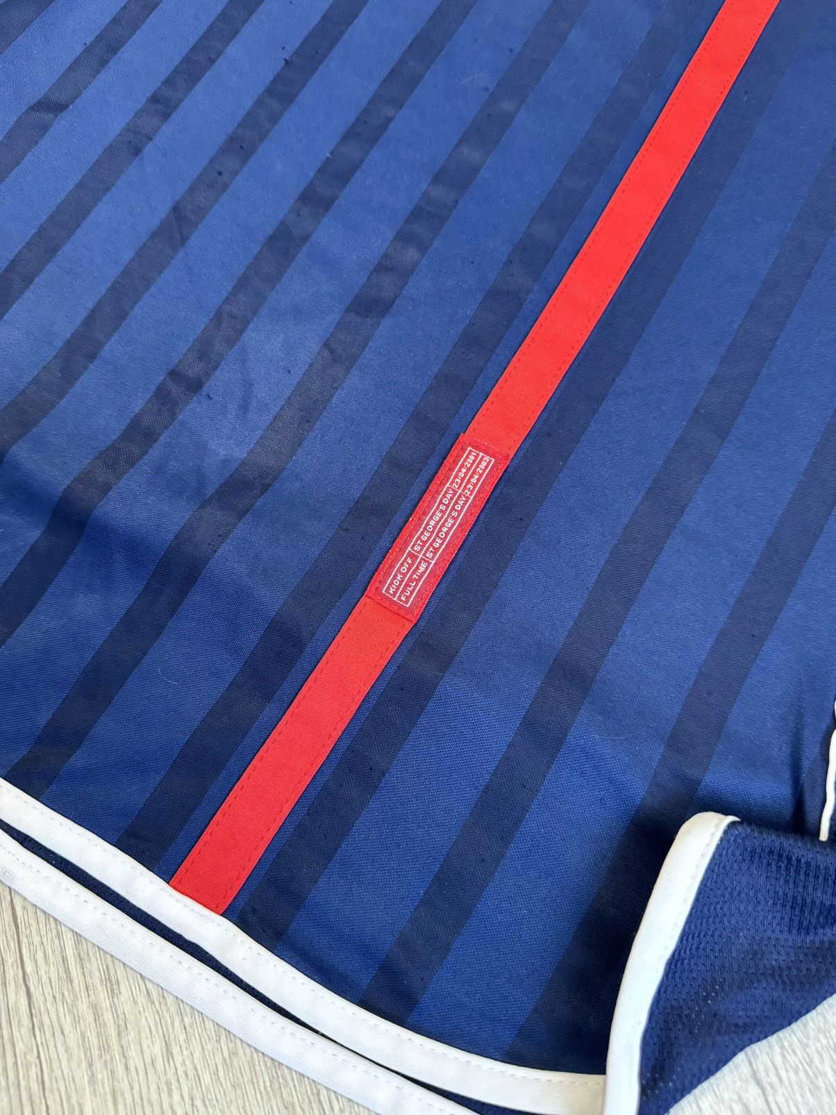 Umbro 🔷Vintage Umbro England 2001/03 Soccer jersey🔷 Size US XL / EU 56 / 4 - 4 Thumbnail