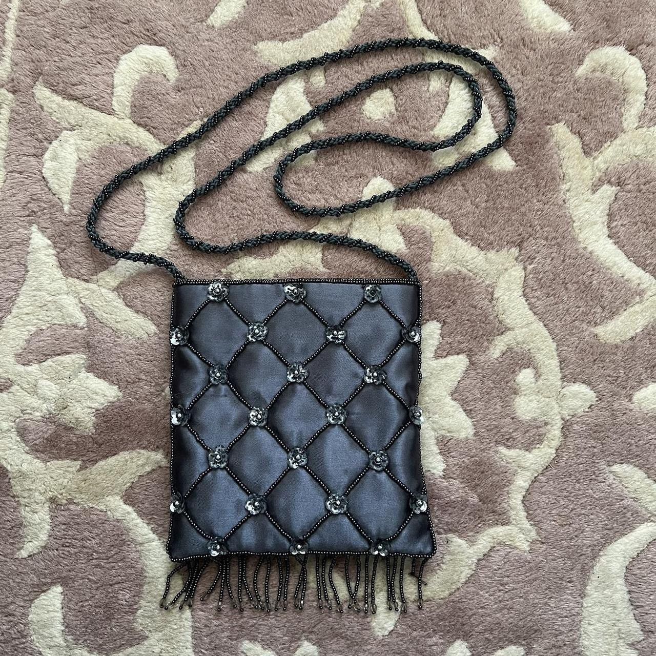 Vintage Y2k gray silver sequin beaded crossbody bag Size ONE SIZE - 1 Thumbnail
