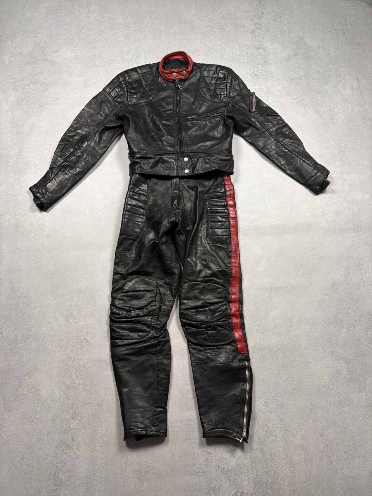 Belstaff Vintage 70s Belstaff Black Leather Motorcycle Suit Archive Size US S / EU 44-46 / 1 - 1 Thumbnail