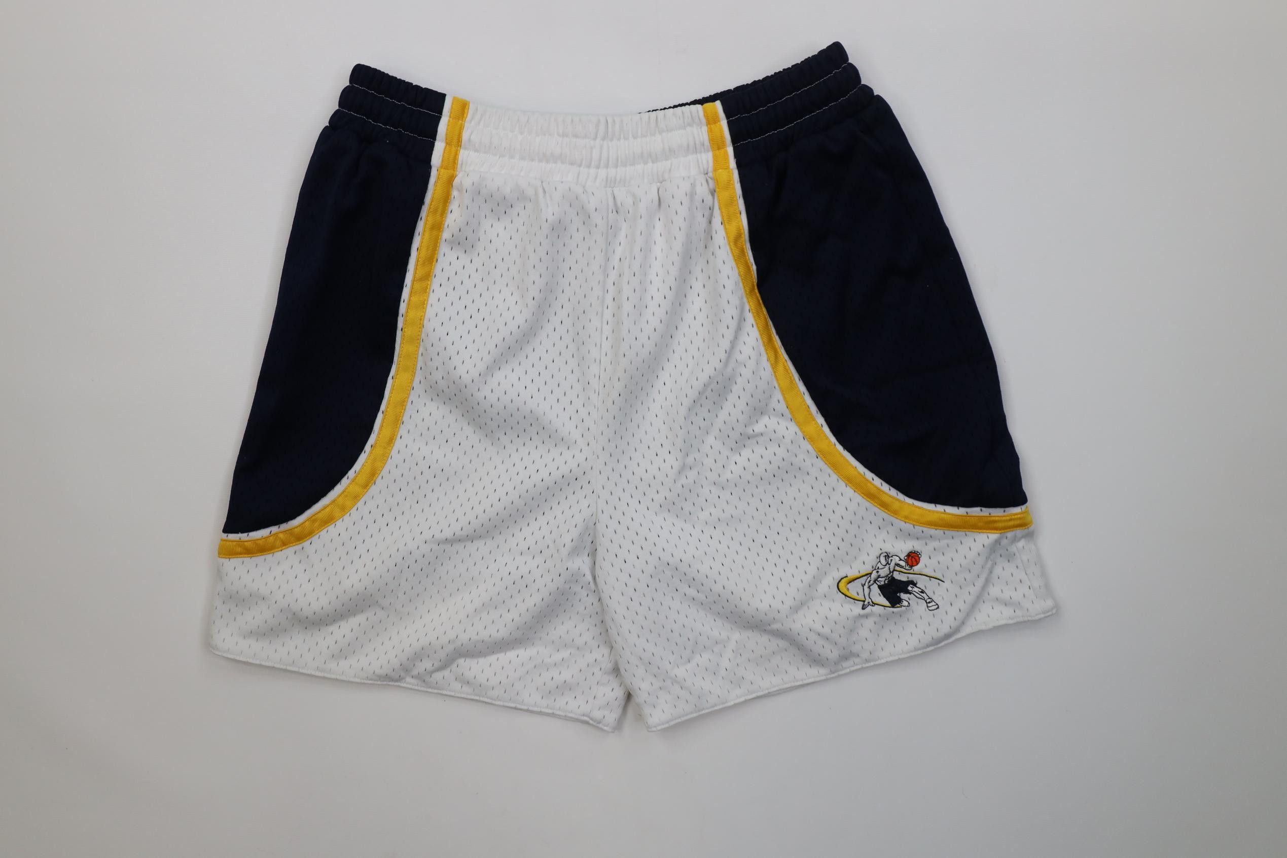 Vintage Vintage 90s And1 And One Basketball Reversible Above Shorts Size US 30 / EU 46 - 1 Thumbnail