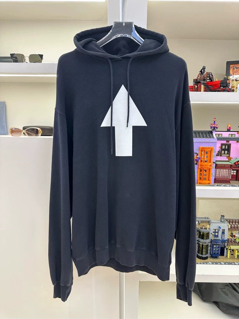 Balenciaga Balenciaga Printed arrowhead hooded sweatshirt 2501-Nextarr Size US S / EU 44-46 / 1 - 1 Thumbnail