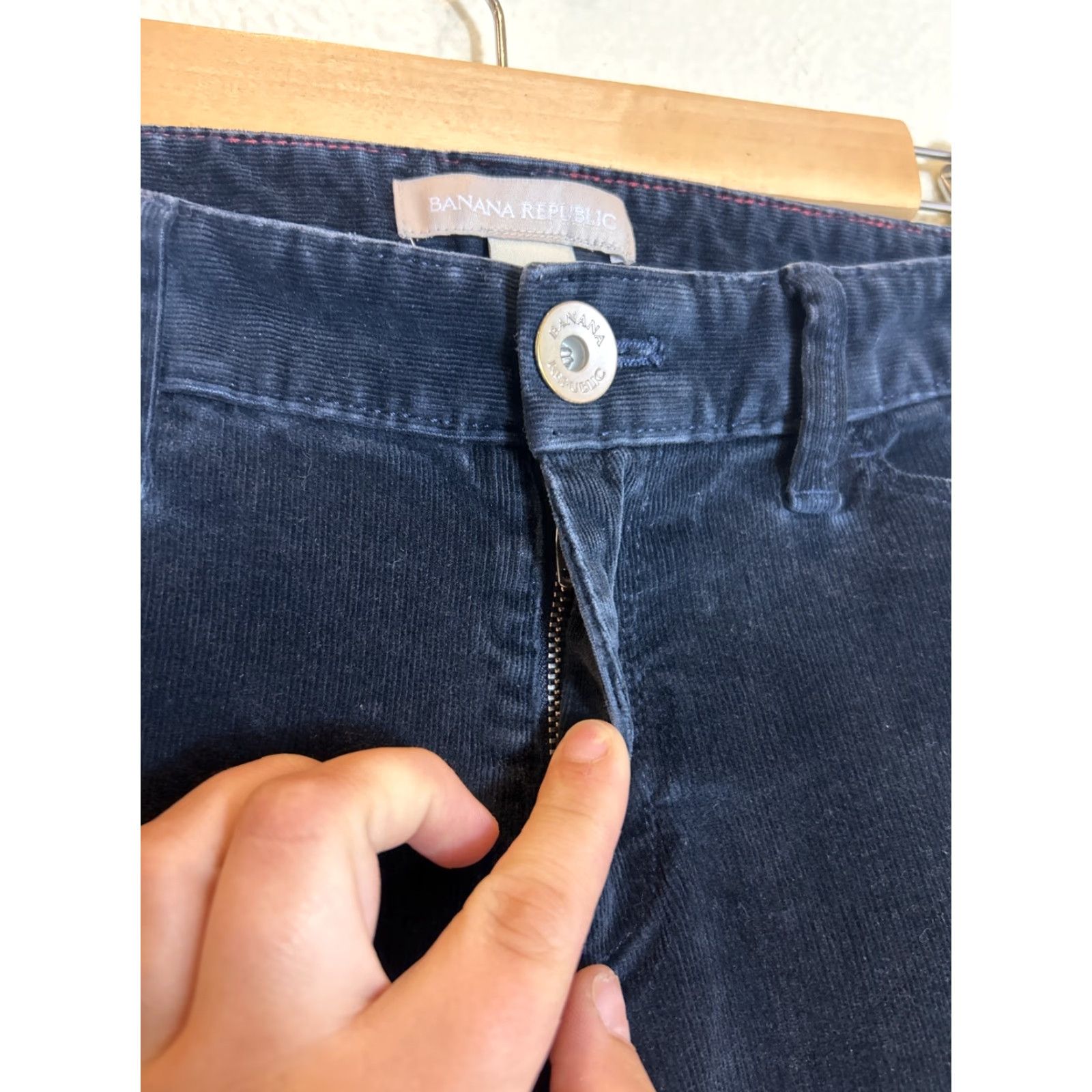 Banana Republic Banana Republic Pants Slim Corduroy Navy 26P Petite Ankle Women Wide Slimming Blue 26P Banana Republic Pants Corduroy Navy Ankle Women Slim Fit 26P Size 26" / US 2 / IT 38 - 6 Thumbnail