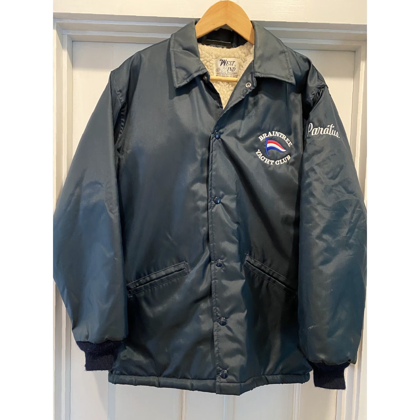 Vintage VINTAGE Mens West Wind Jacket Windbreaker M Blue Sailing Boat Braintree Yacht Club Sherpa Coach 30” Collar to Hem 23” Pit to Pit 25” Sleeves Mens Size US M / EU 48-50 / 2 - 2 Thumbnail