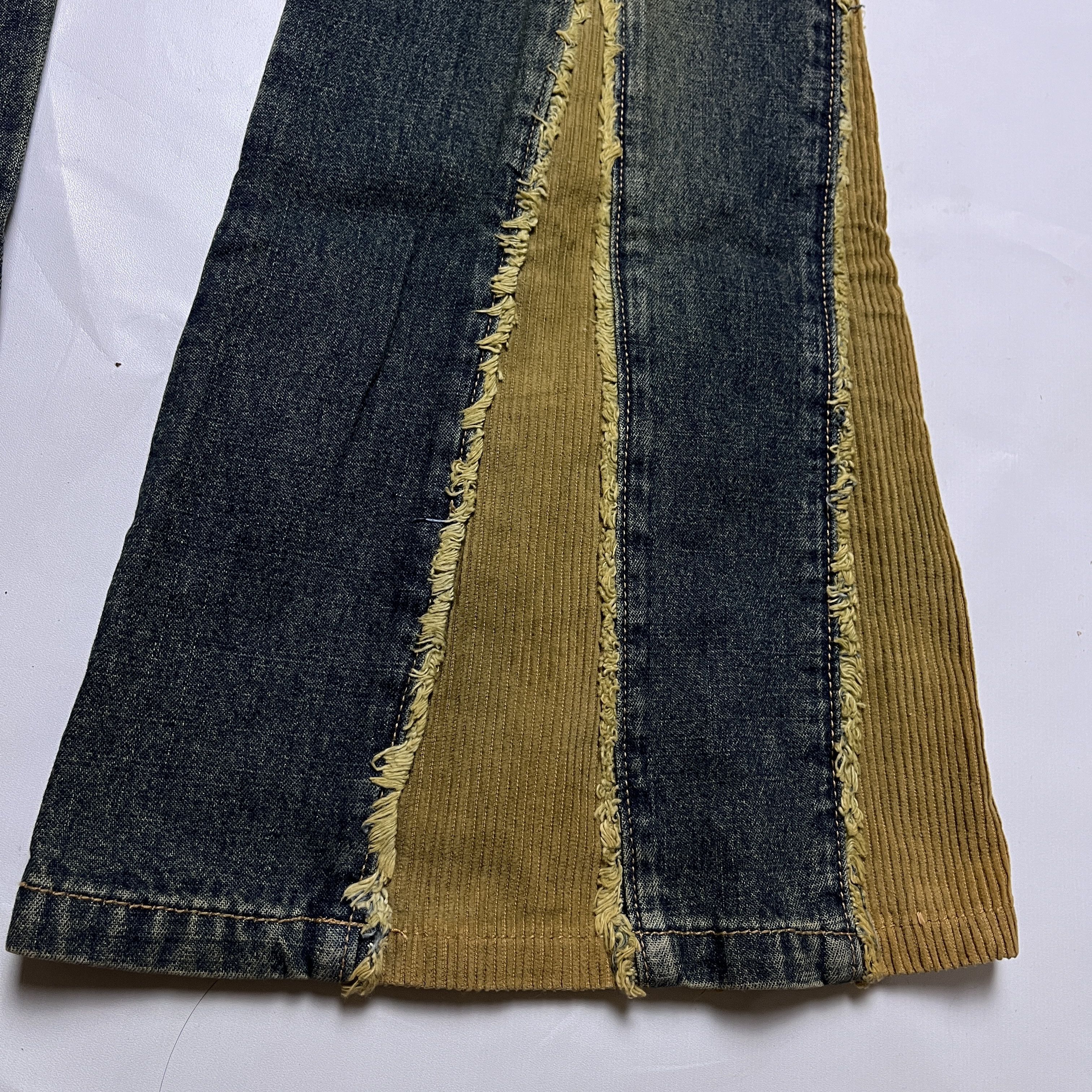 If Six Was Nine Flare Jeans Hybird With Corduroy Size 30" / US 8 / IT 44 - 6 Thumbnail