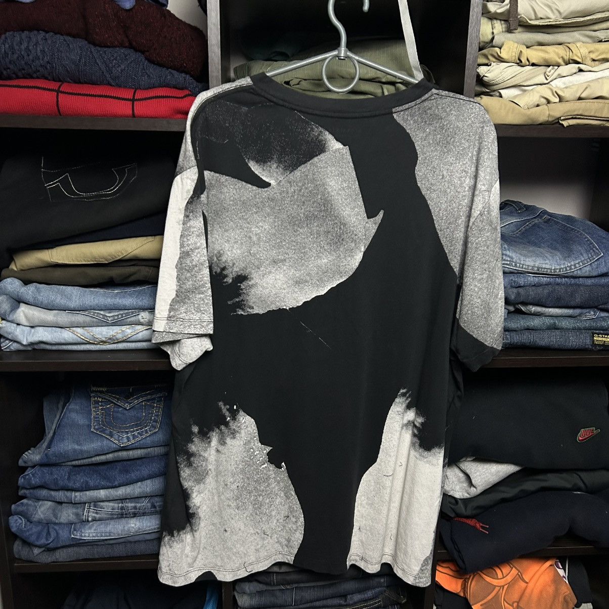 Allsaints Designer Allsaints small logo graphic y2k streetwear tee Size US L / EU 52-54 / 3 - 7 Thumbnail