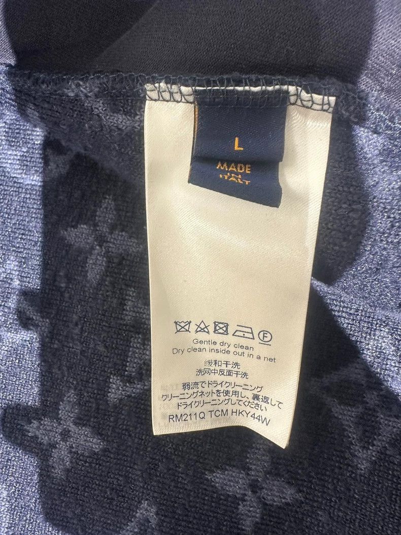 Louis Vuitton Louis Vuitton Dark blue teddy coat with full logo jacket 25 Size US L / EU 52-54 / 3 - 4 Thumbnail