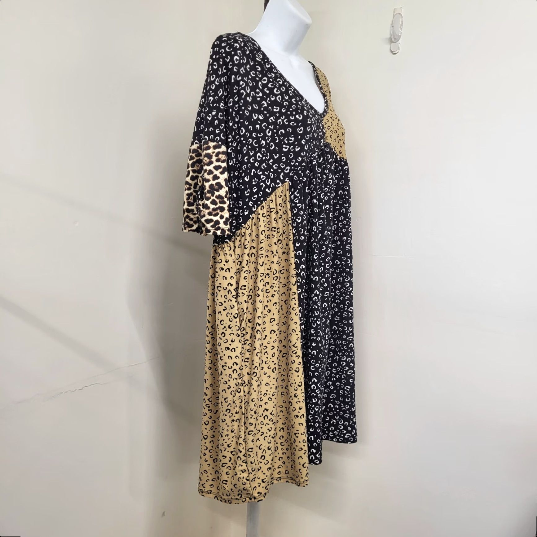 Vintage Haptics Dress Women's Size 1X Short Sleeved Tunic Animal Print Oversized Blouse Size XL / US 12-14 / IT 48-50 - 3 Thumbnail