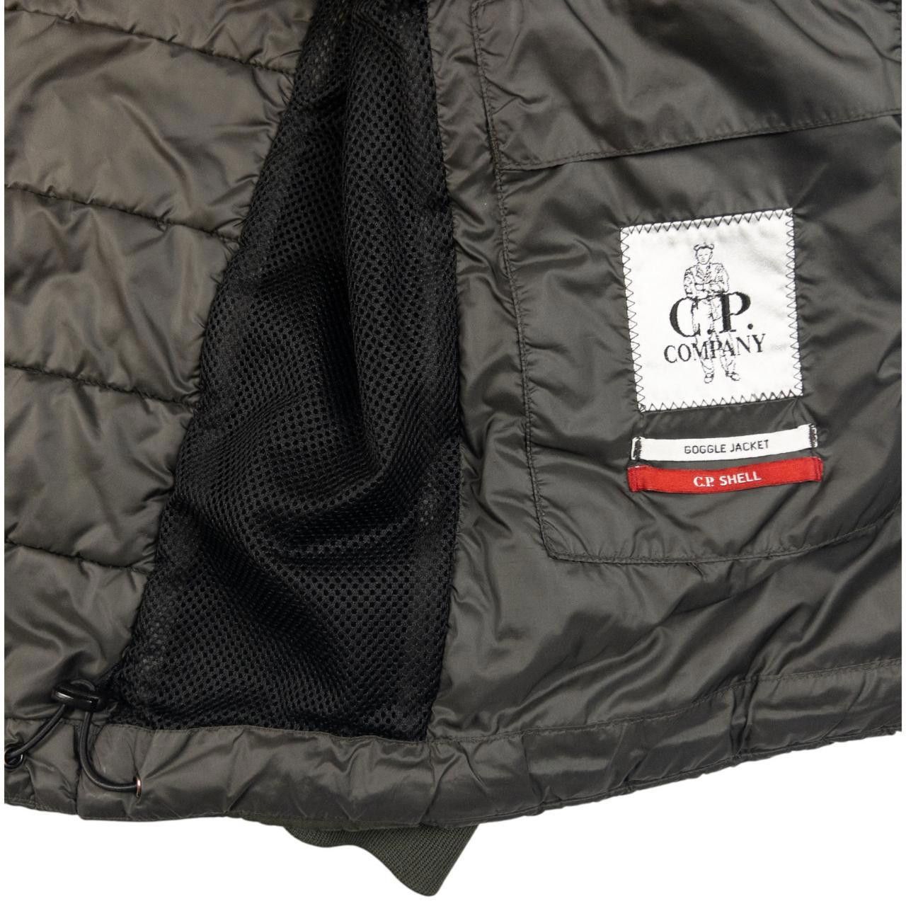 Designer Vintage CP Company Goggle Hood Padded Jacket Size S Size US S / EU 44-46 / 1 - 6 Thumbnail