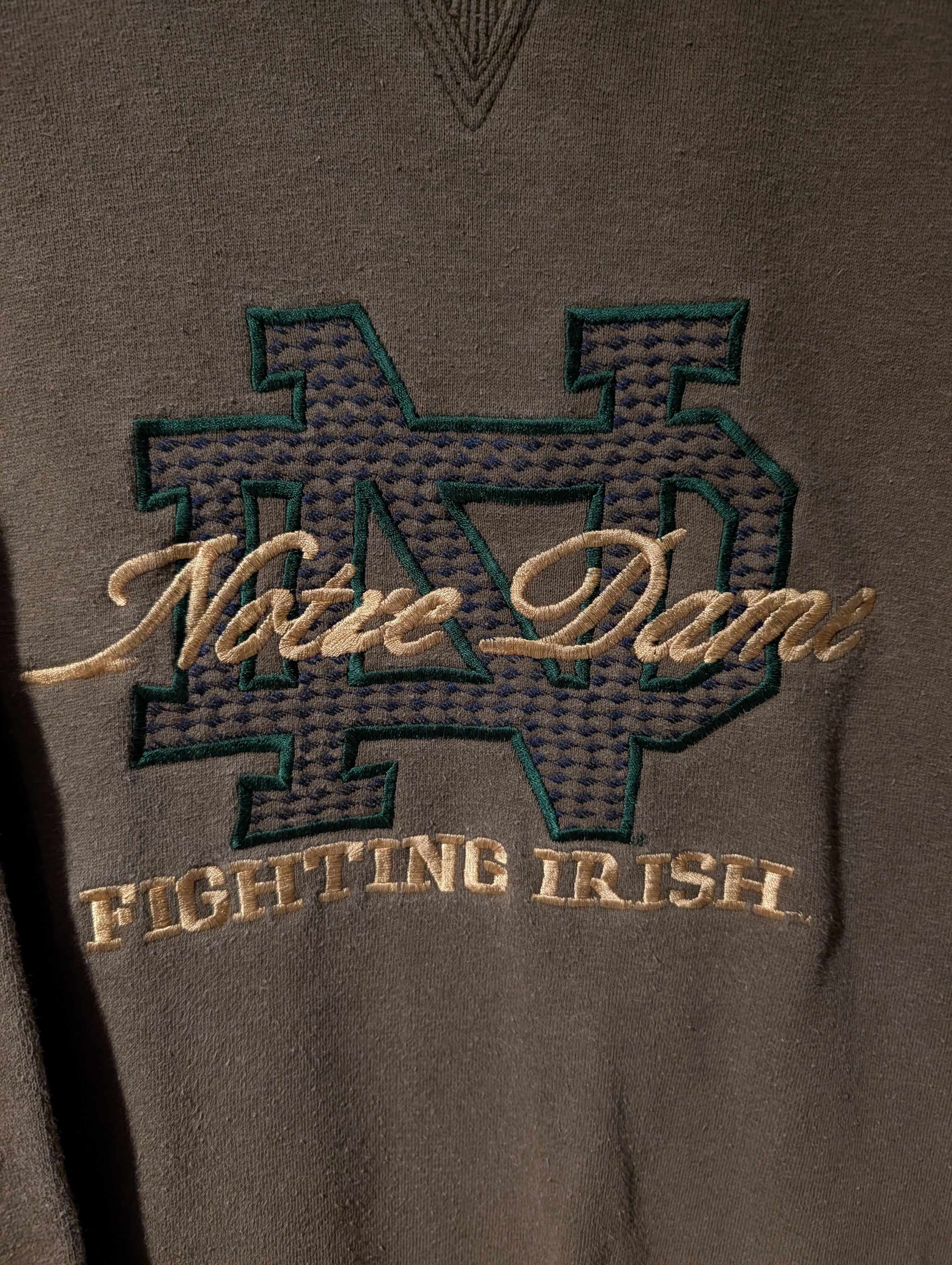 NCAA Vintage 90s Notre Dame Fighting Irish College Sweatshirt Size US M / EU 48-50 / 2 - 2 Thumbnail