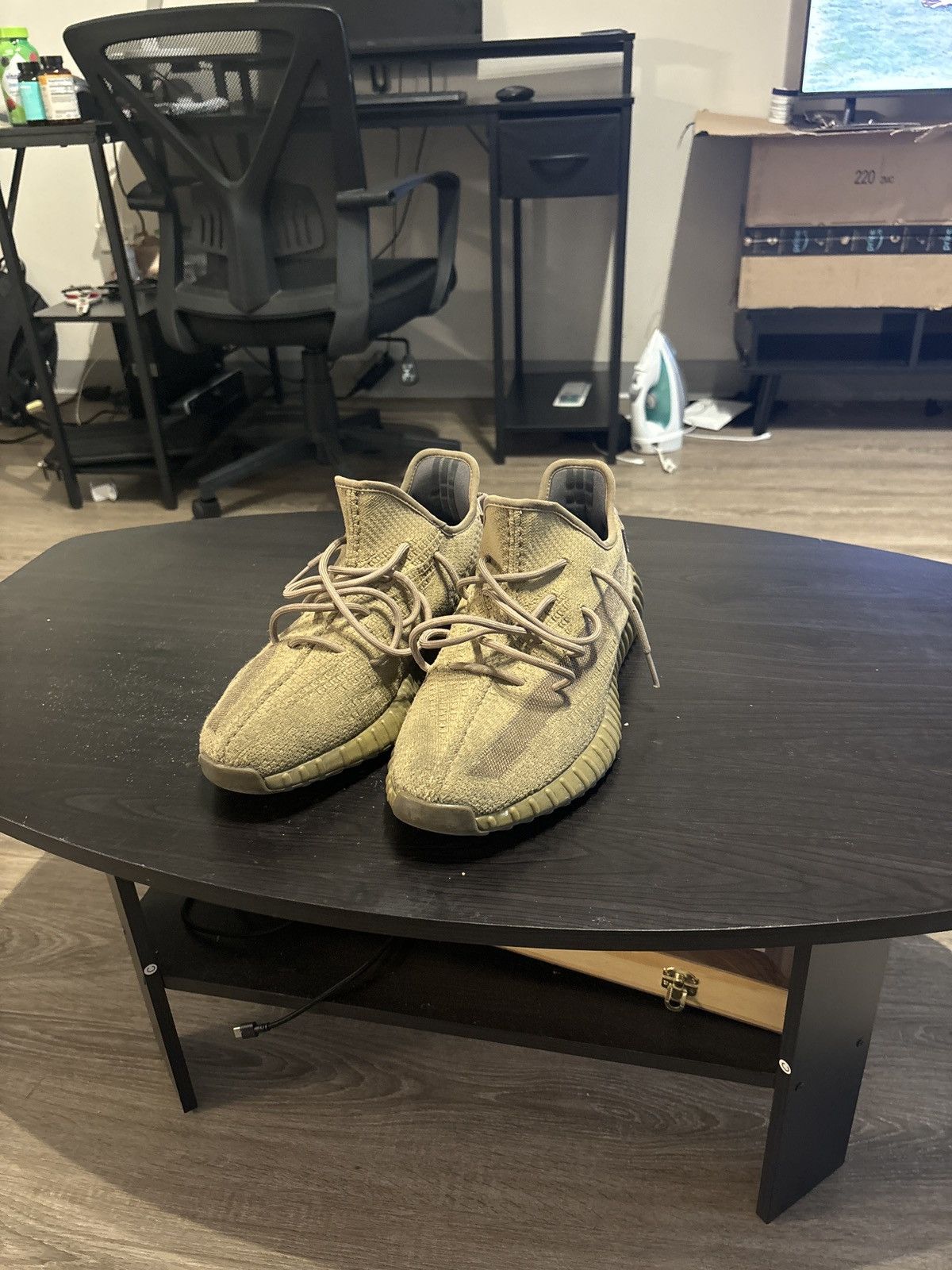 Adidas Adidas Vintage Yeezy Boost 350 Size US 13 / EU 46 - 1 Thumbnail