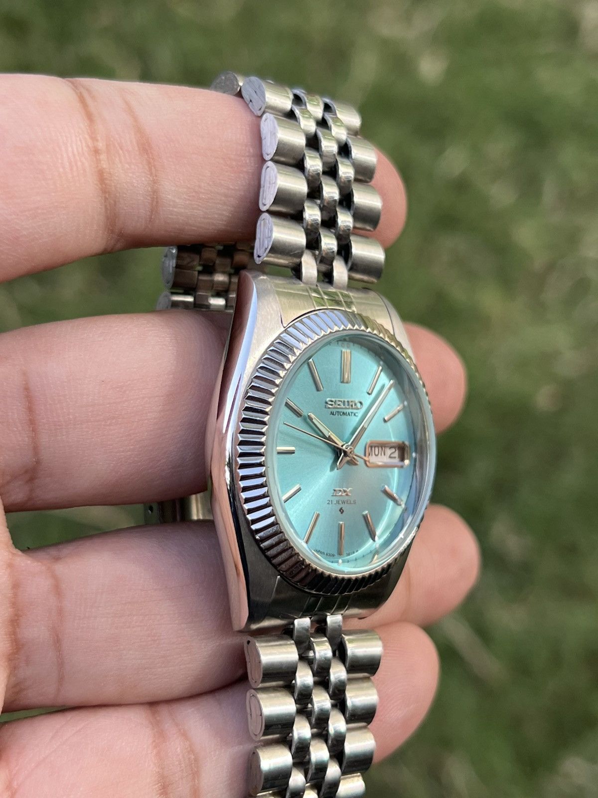Seiko Seiko DX Automatic Fluted Bazel Day/Date Japan Size 36 - 10 Thumbnail