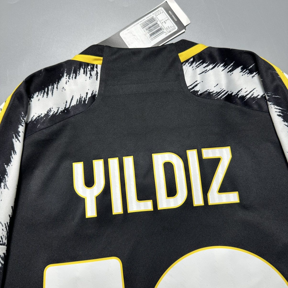 Adidas JUVENTUS ADIDAS 2024/2025 FOOTBALL HOME JERSEY #10 YILDIZ Size US M / EU 48-50 / 2 - 9 Thumbnail