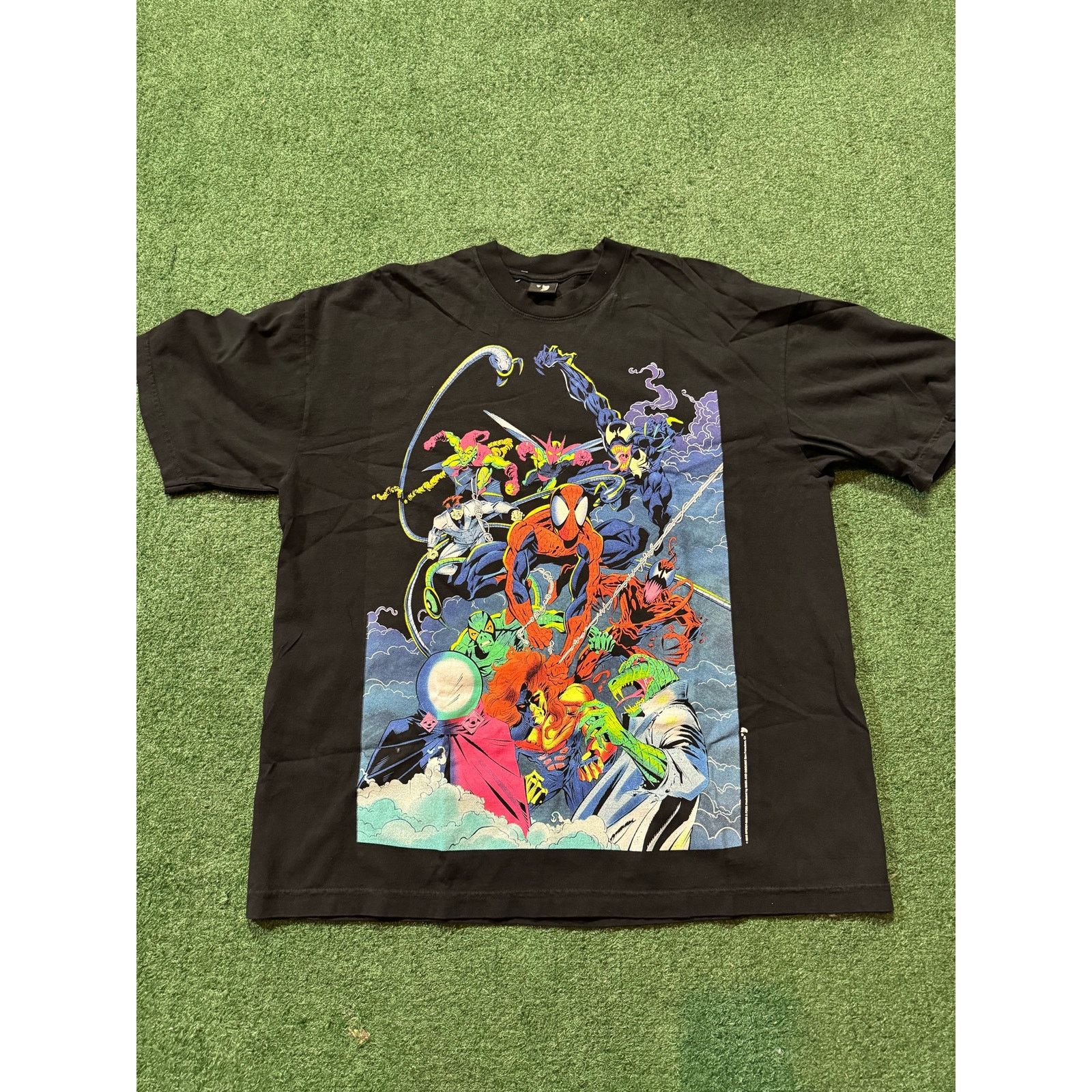 Marvel Comics Master and Disguise Spiderman and Villains Shirt Sz XL Size US XL / EU 56 / 4 - 1 Thumbnail