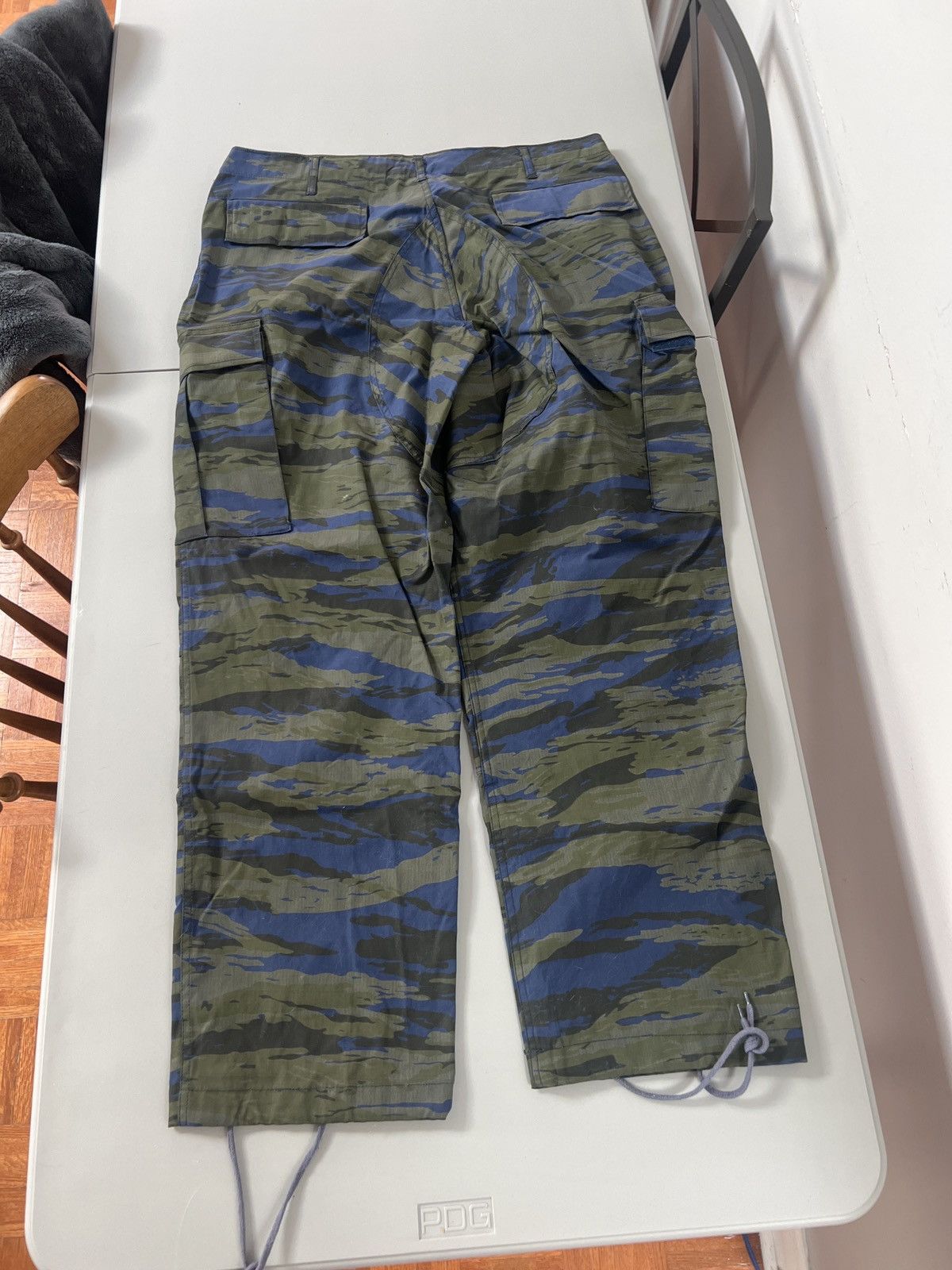 Generic Surplus green air force cargos Size US 38 / EU 54 - 1 Thumbnail