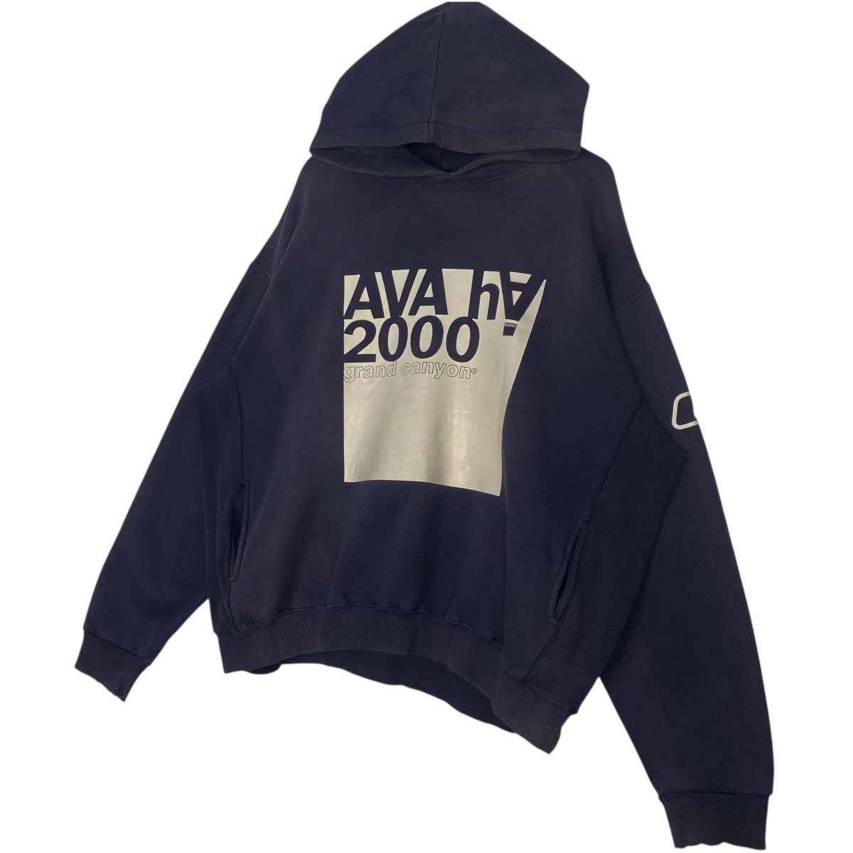 Vintage Vintage 2000 Grand Canyon Japan Hoodie Sweater Blue Size XL Size US XL / EU 56 / 4 - 2 Thumbnail
