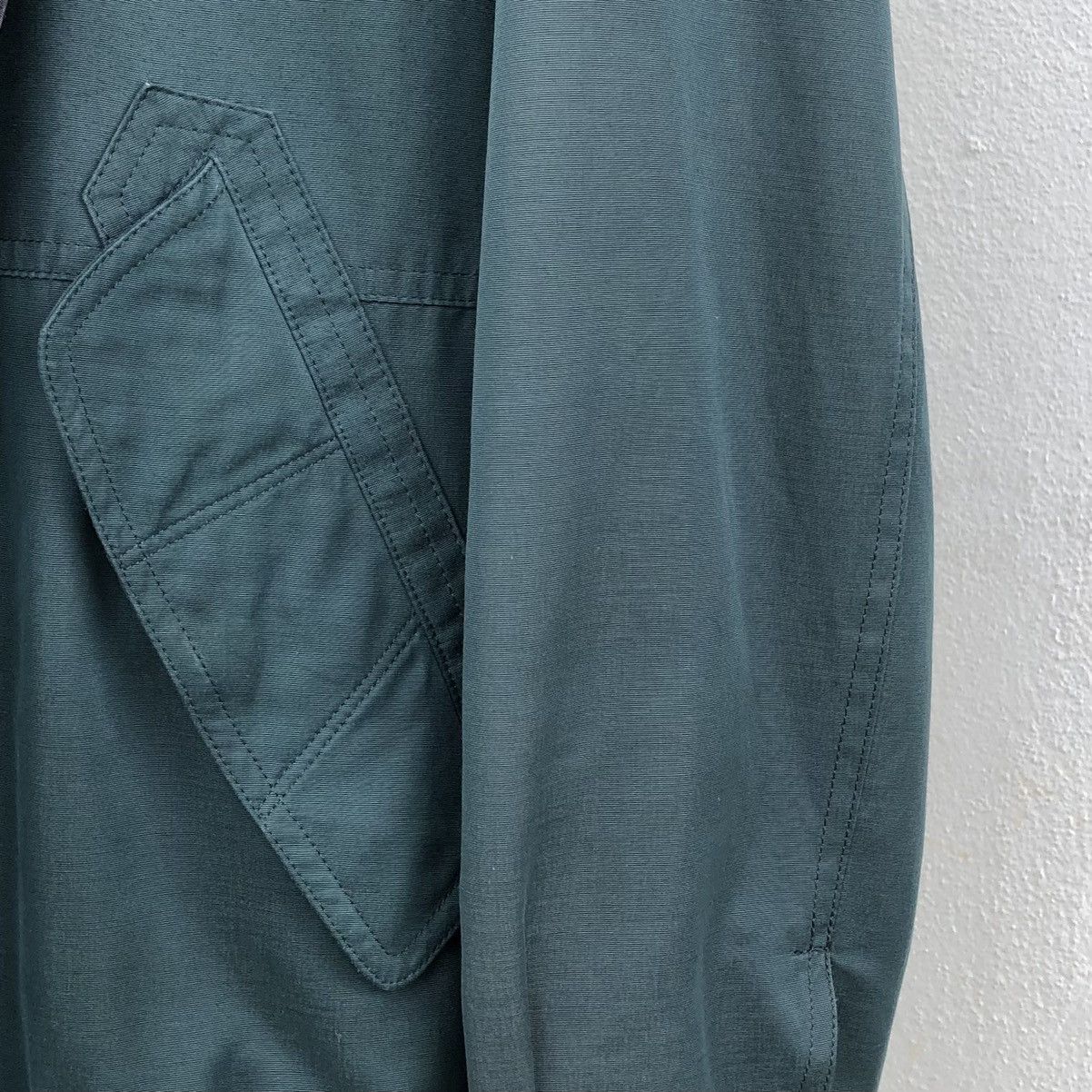 Burberry Vintage Burberrys Lined Embroidery Logo Bomber Jacket Size US M / EU 48-50 / 2 - 6 Thumbnail