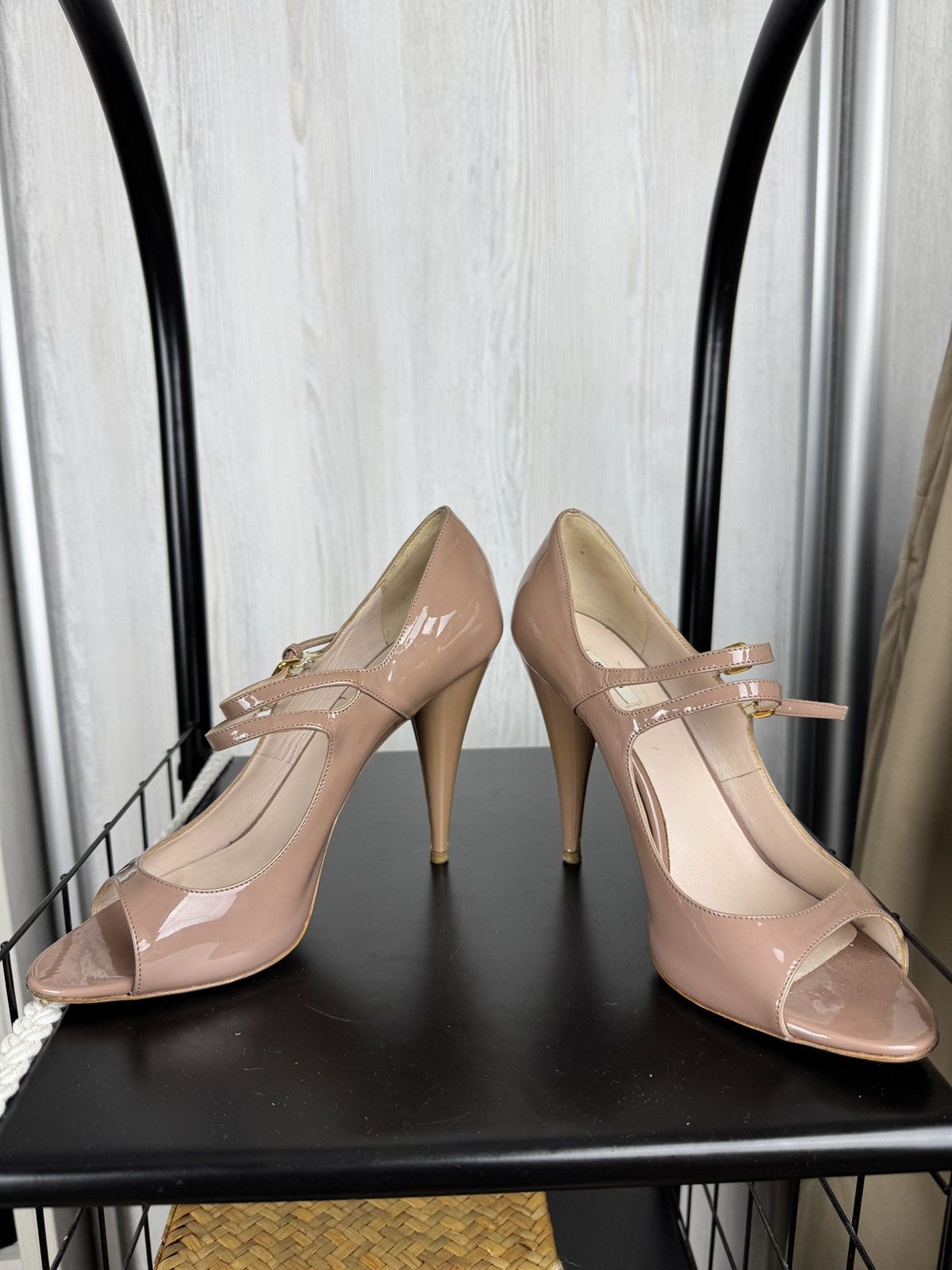 Miu Miu Miu Miu Nude Patent Leather Sandals Heels In Size 39.5 Size US 9.5 / IT 39.5 - 8 Thumbnail