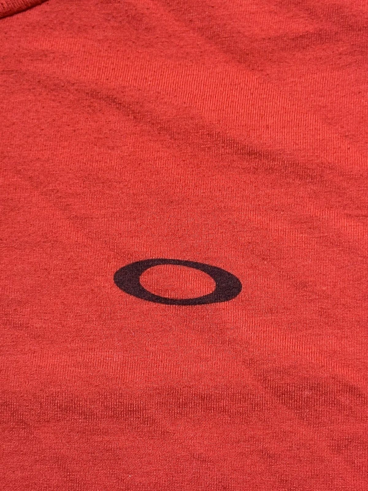 Oakley Oakley O Logo Red Dri Fit Style Short Sleeve Shirt Size US M / EU 48-50 / 2 - 2 Thumbnail