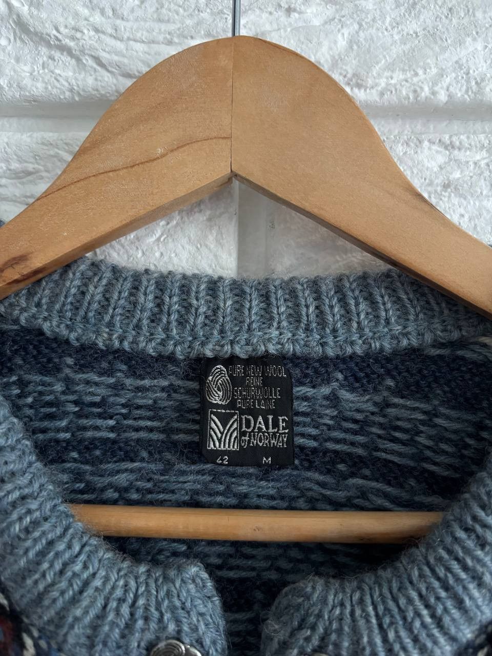 Dale Of Norway Dale Of Norway 🇳🇴 cardigan feeling use 80-90’s Nordic pattern Size M / US 6-8 / IT 42-44 - 10 Thumbnail