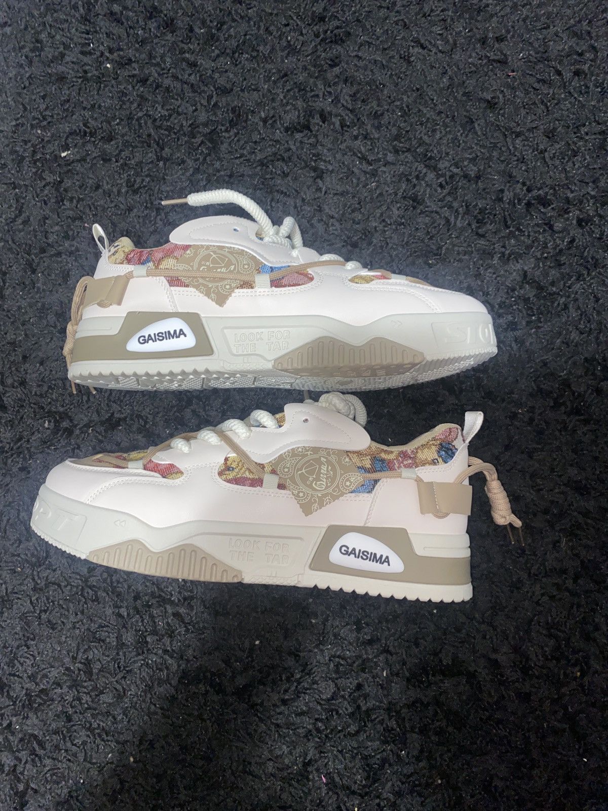 Gaisima Streetwear Sneakers
