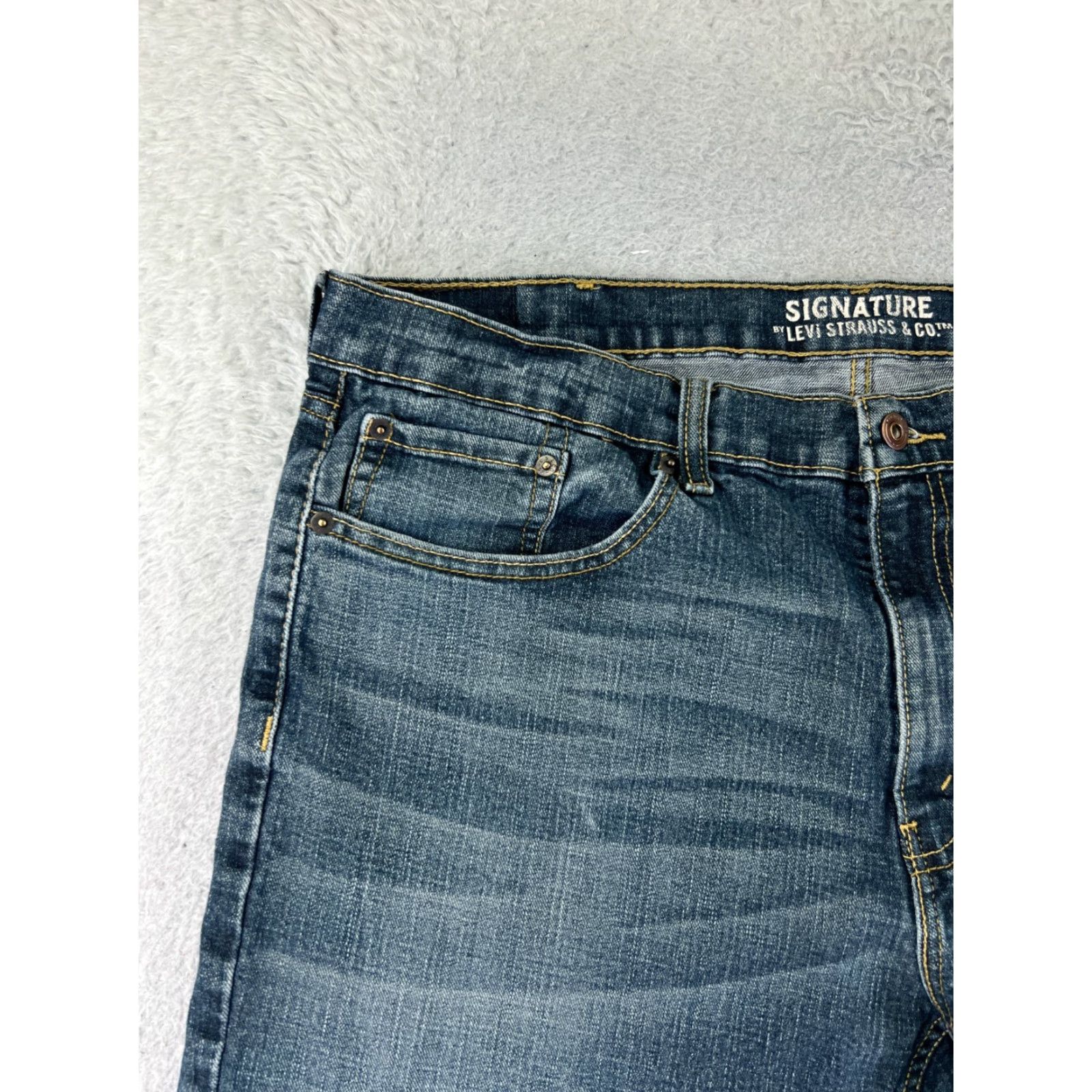Levi's Levis Shorts Mens 38 Blue Cutoff Denim Jean S61 Relaxed Fit Cotton Blend 36x13 Size US 38 / EU 54 - 4 Thumbnail