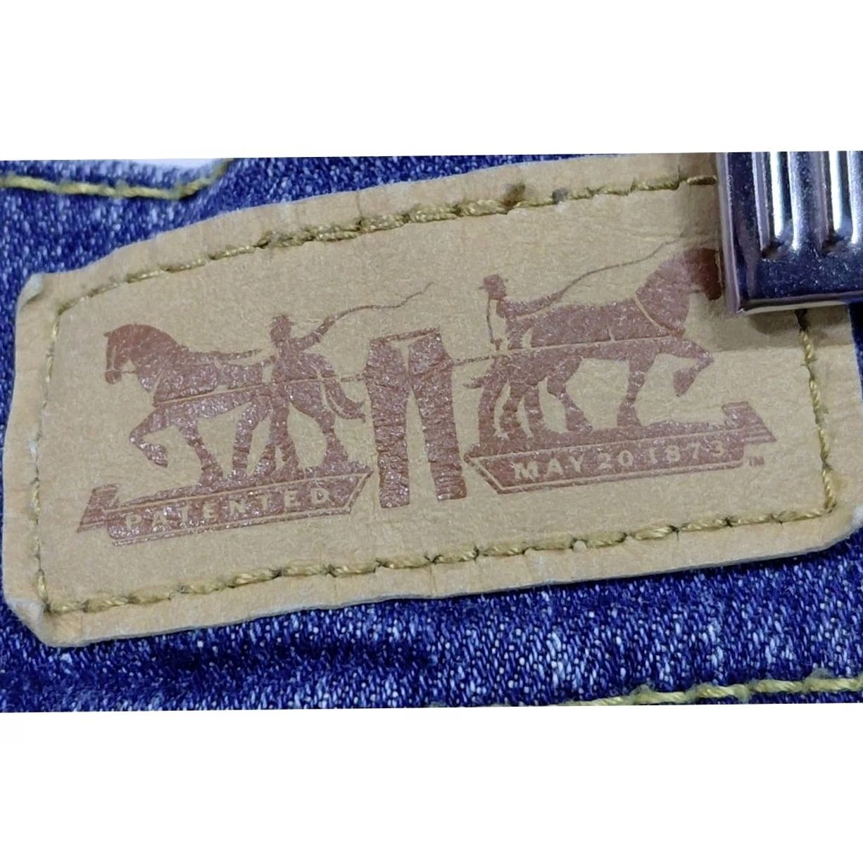 Vintage VINTAGE Levi’s 524 Too Superlow Skinny Jeans Women W27 L32 Distressed Knee Jeans Y2K Retro Blue Denim Cotton Elastane Size 27" / US 4 / IT 40 - 6 Thumbnail