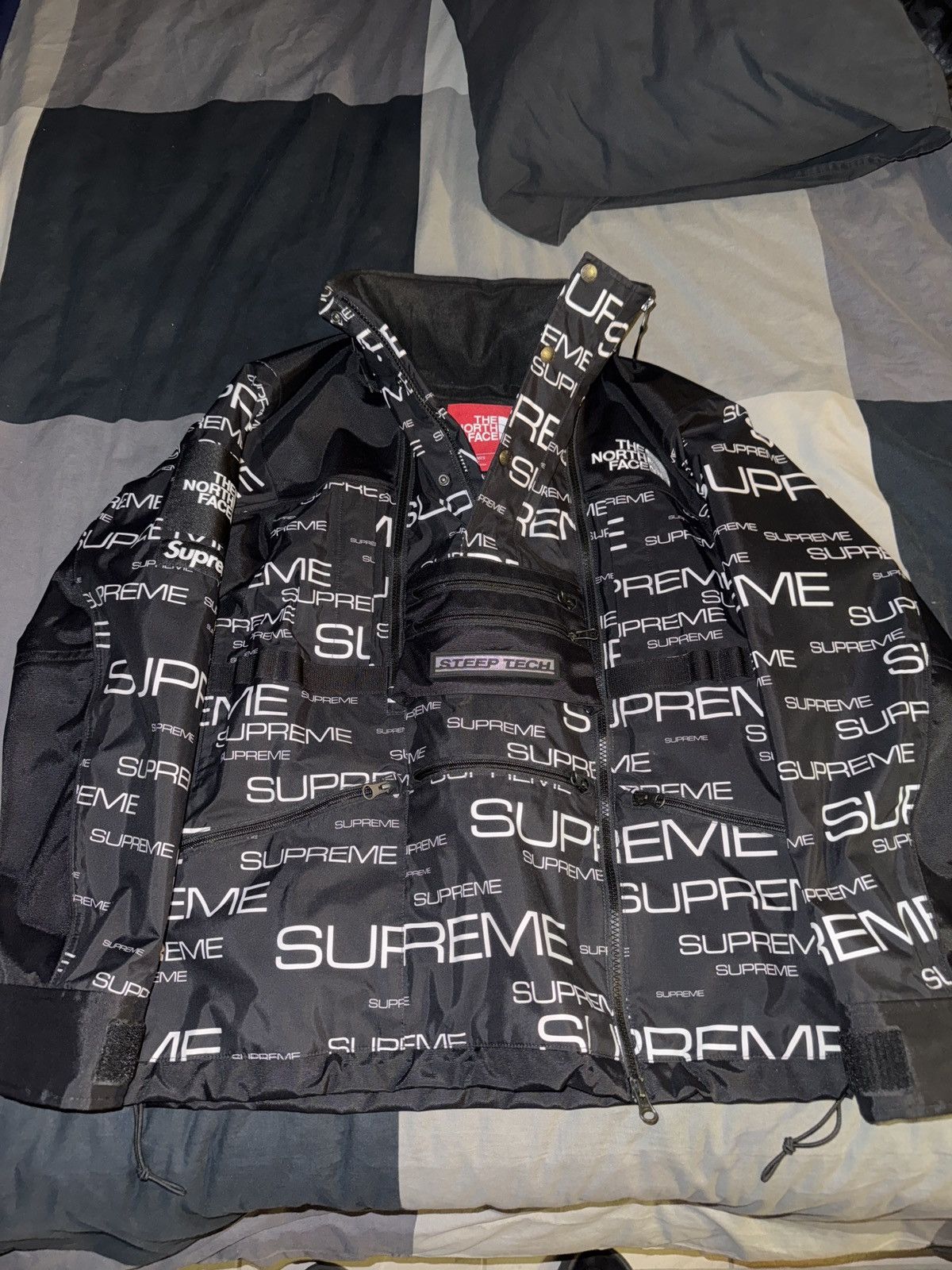 Supreme The North Face Steep Tech Apogee Jacket SMALL BLACK