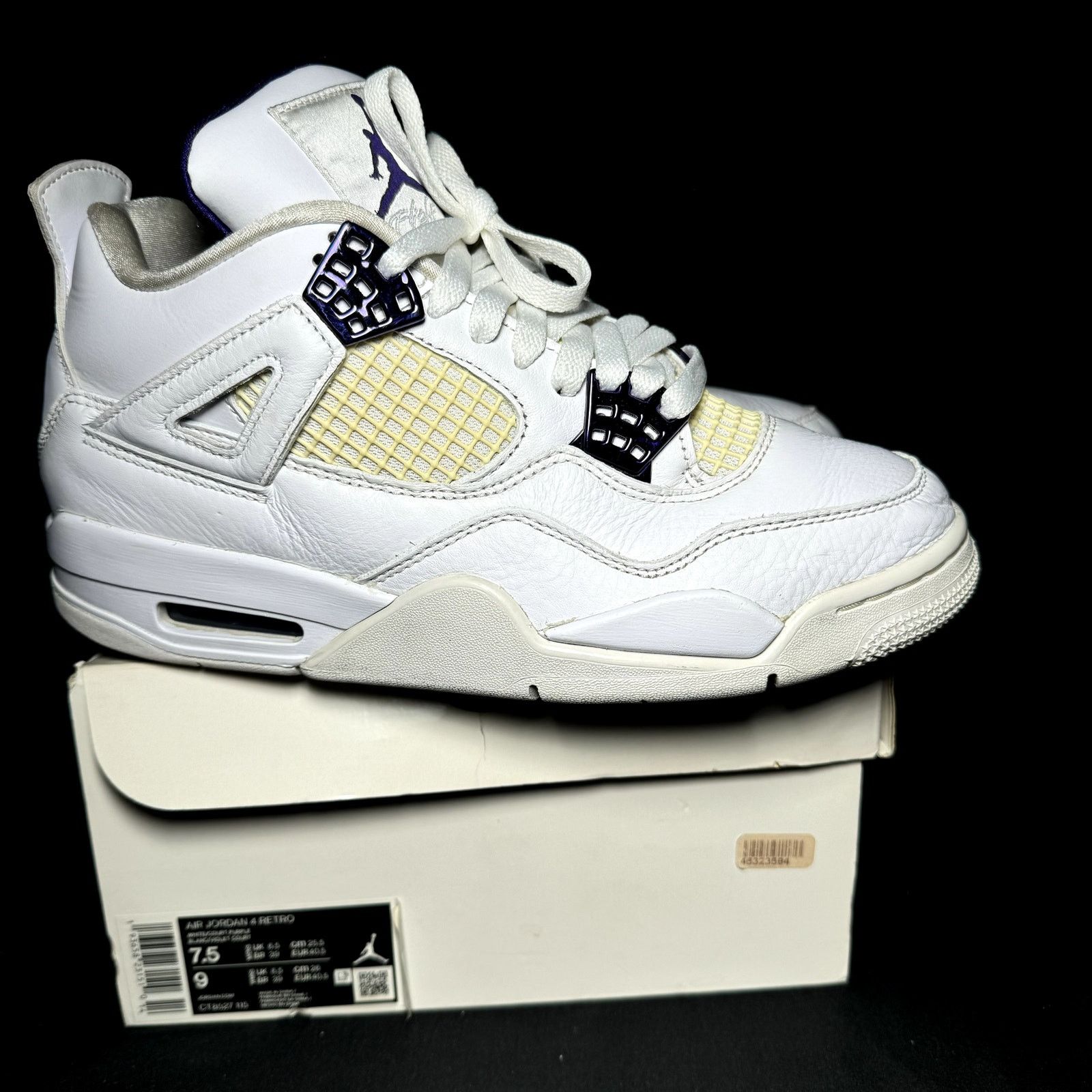 Jordan Brand × Nike Size 7.5 - Nike Air Jordan 4 Retro Purple Metallic 2020 Size US 7.5 / EU 40-41 - 1 Thumbnail